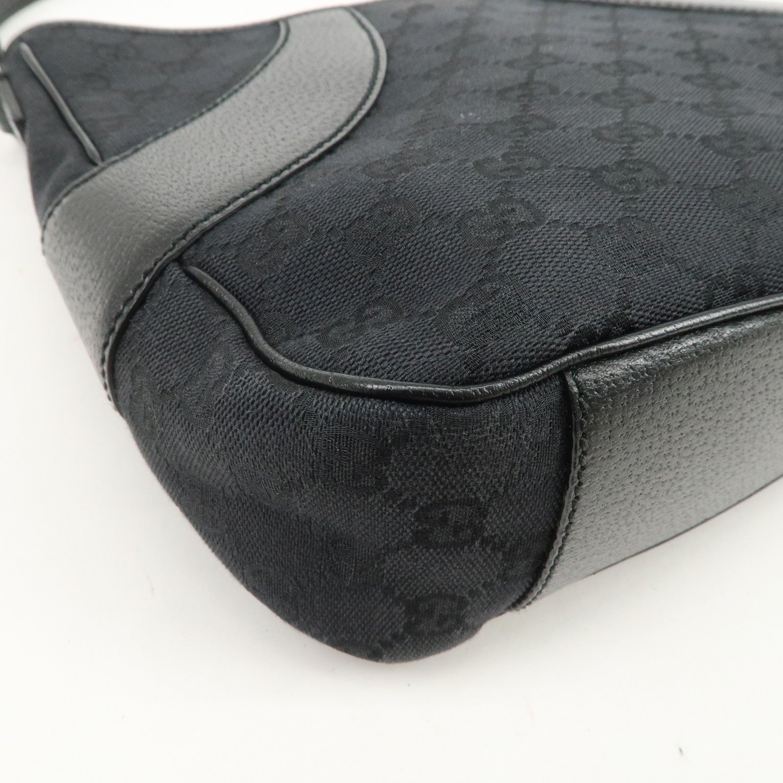 GUCCI GG Canvas Leather Shoulder Bag Hand Bag Black 113012
