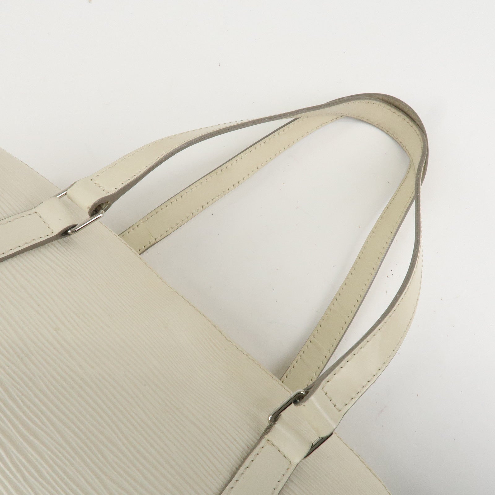 Louis Vuitton Epi Leather Soufflot Shoulder Bag Hand Bag Ivory White Used