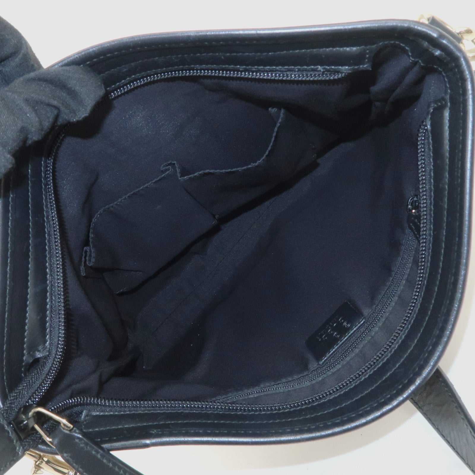 GUCCI Sherry GG Canvas Leather Shoulder Bag Beige Black 388926