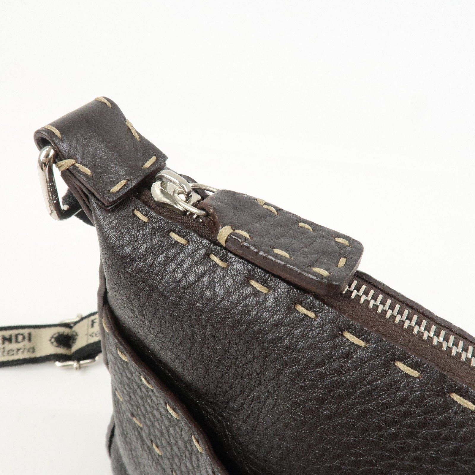 FENDI Selleria Leather Shoulder Bag Crossbody Bag Brown 8BT092