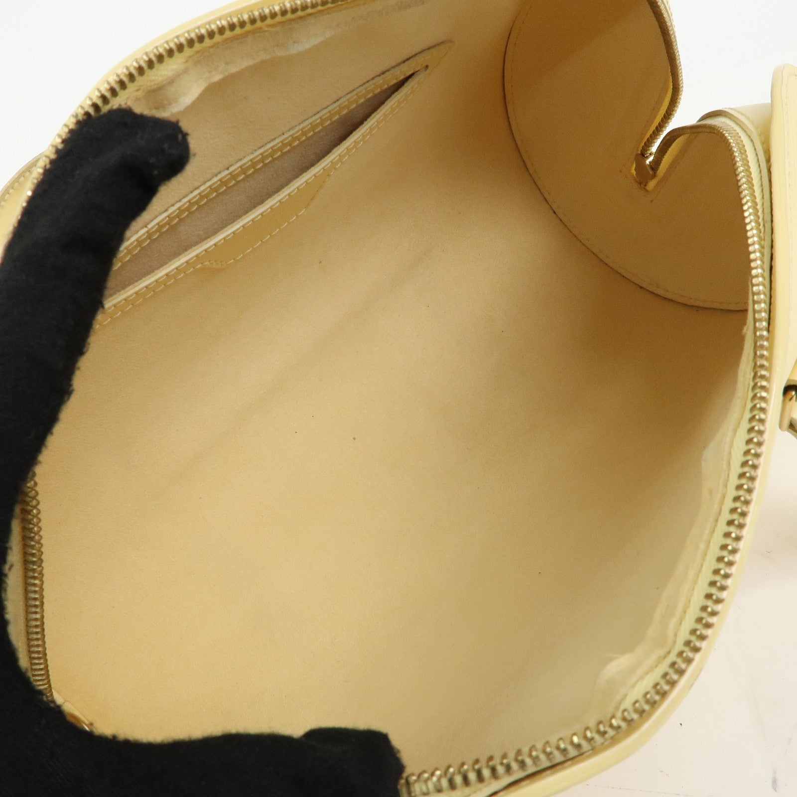 Louis Vuitton Epi Leather Soufflot & Pouch Hand Bag Vanilla M5222A