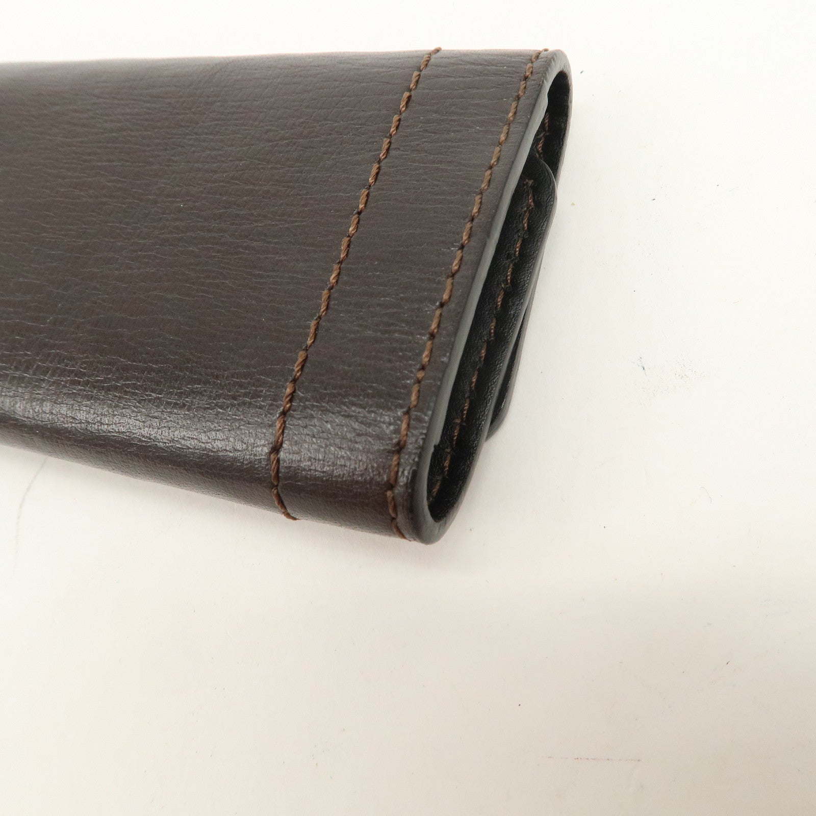 Louis Vuitton Utah Leather Multicles 6 Key Case Cafe M95539