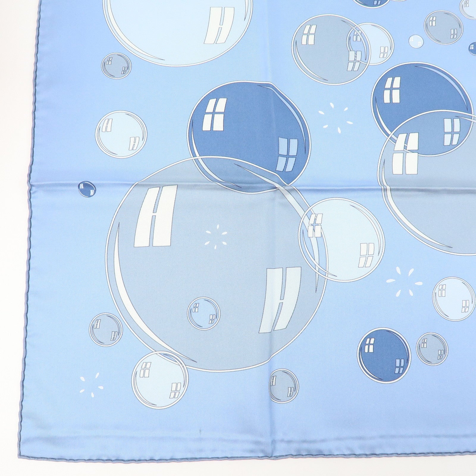 HERMES Carre 90 Silk 100% Scarf bal de bulles Soap Bubble Print