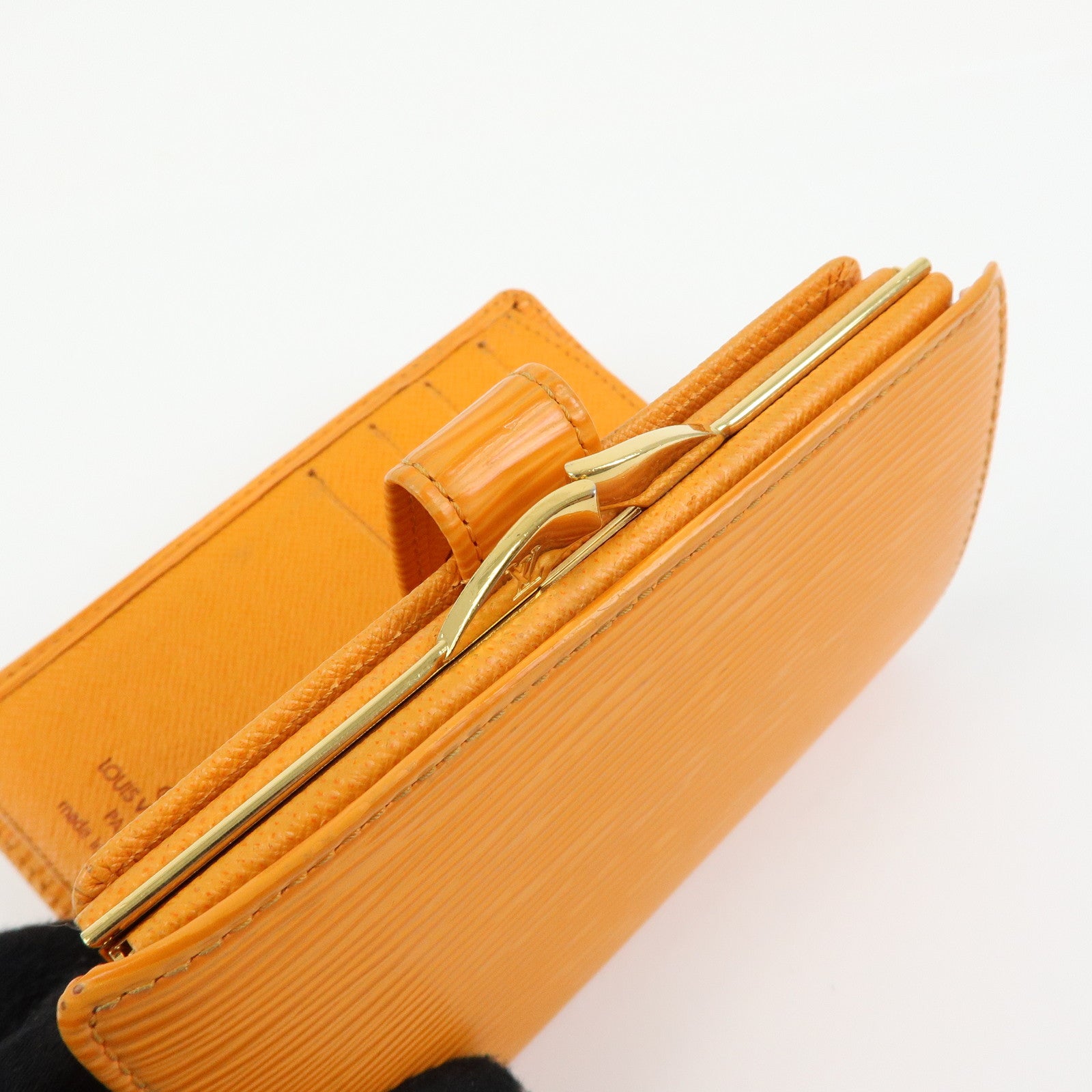 Louis Vuitton Epi Porte Monnaie Viennois Bi-Fold Wallet M6324H