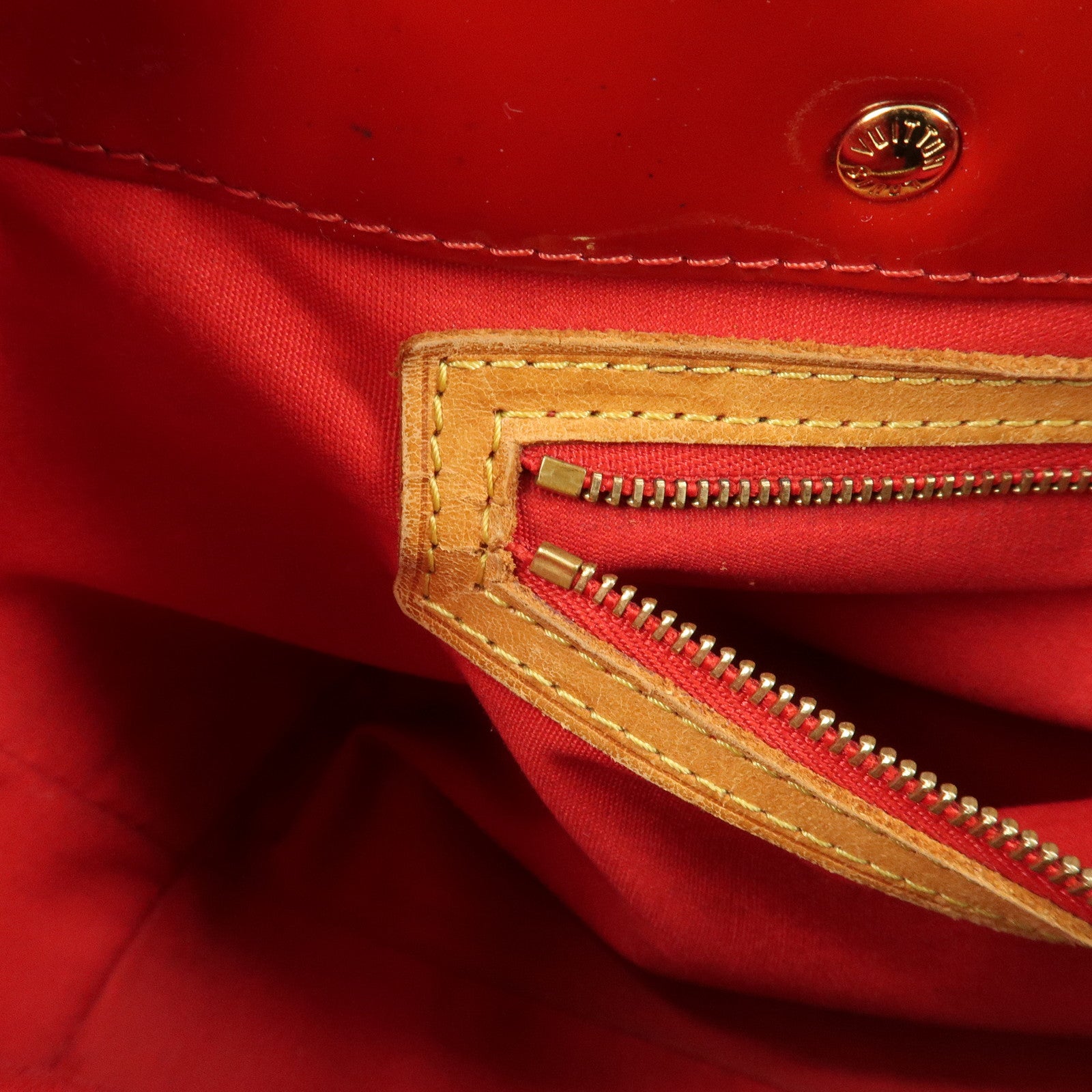 Louis Vuitton Monogram Vernis Lead PM Hand Bag Rouge M91088
