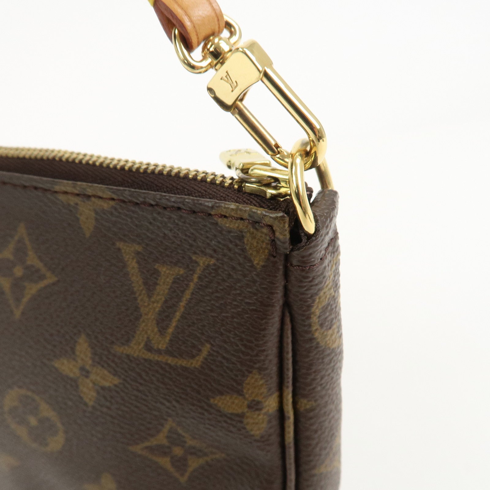Louis Vuitton Monogram Pochette Accessoires Pouch Hand Bag M51980