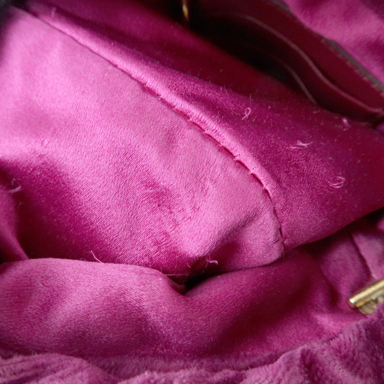 GUCCI GG Marmont Velvet Leather Small Bucket Chain Bag 575163