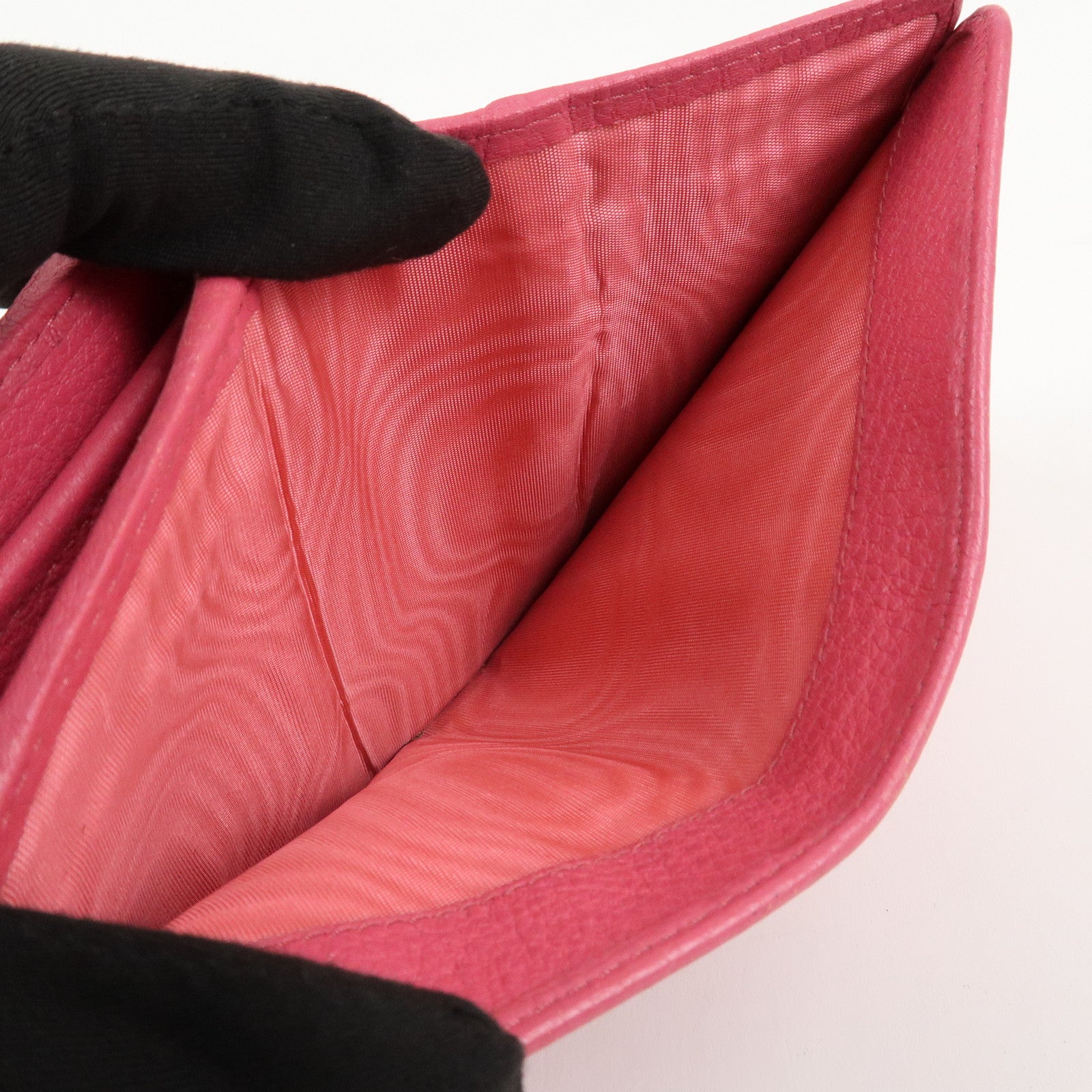 PRADA Logo Leather Bi-Fold Wallet Small Wallet Pink 1ML018 Used