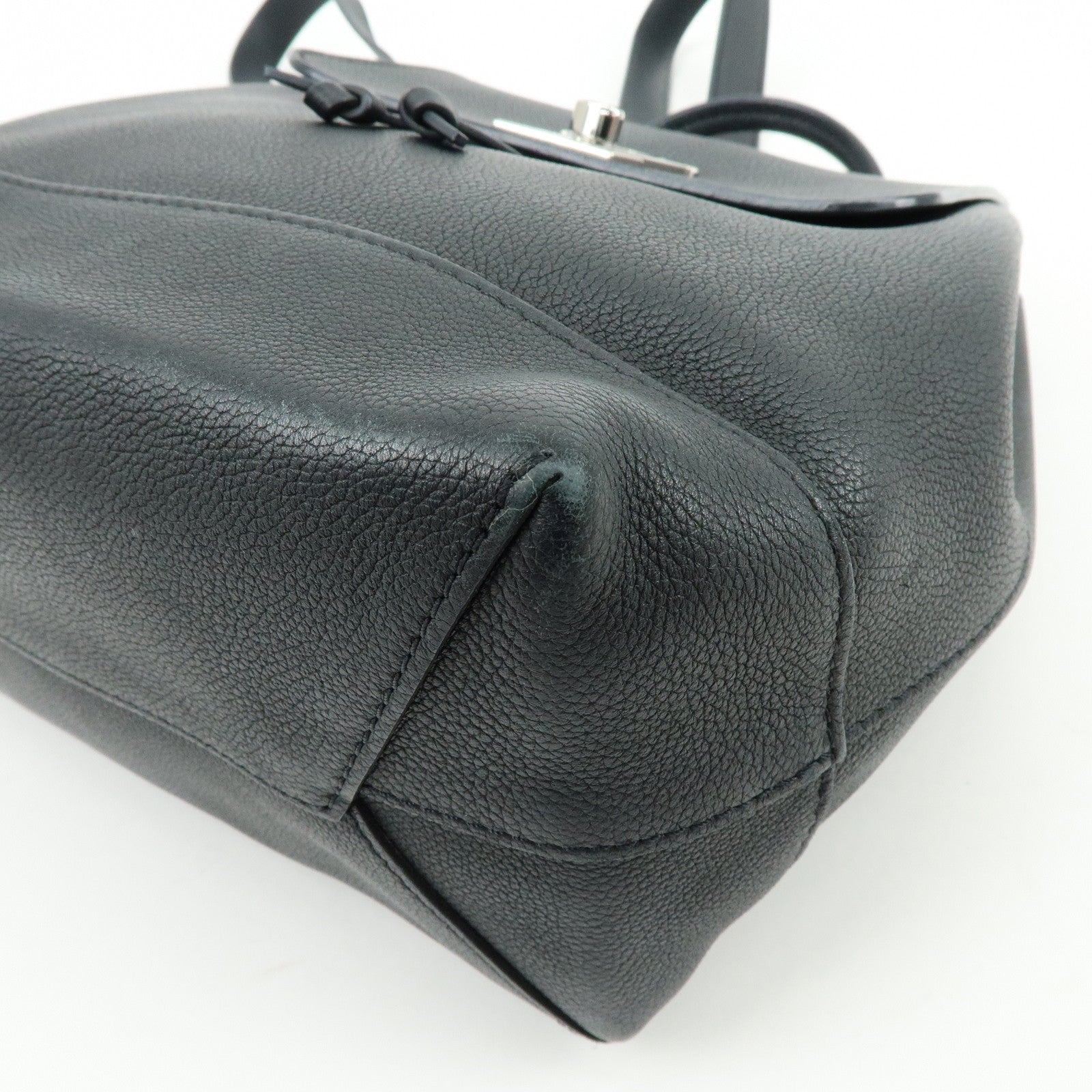 Louis Vuitton Lockme Leather Backpack Rucksack Noir Black M41815