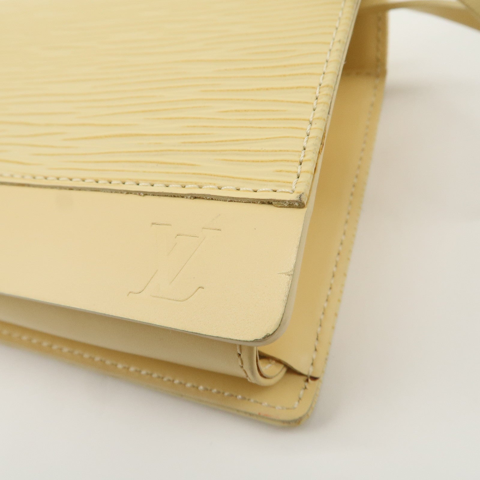 Louis Vuitton Epi Leather Honfleur Shoulder Bag Vanille M5273A