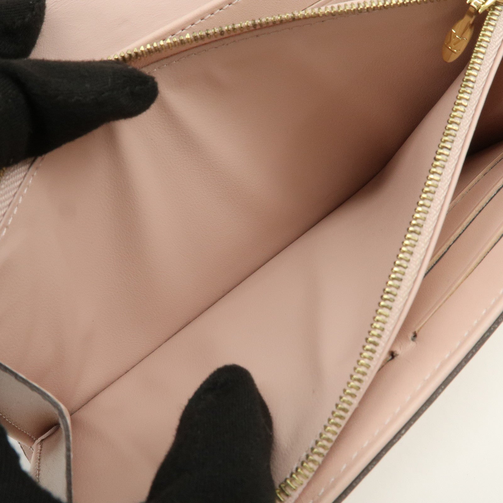 Louis Vuitton Monogram Vernis Portefeuille Sarah Long Wallet M90090