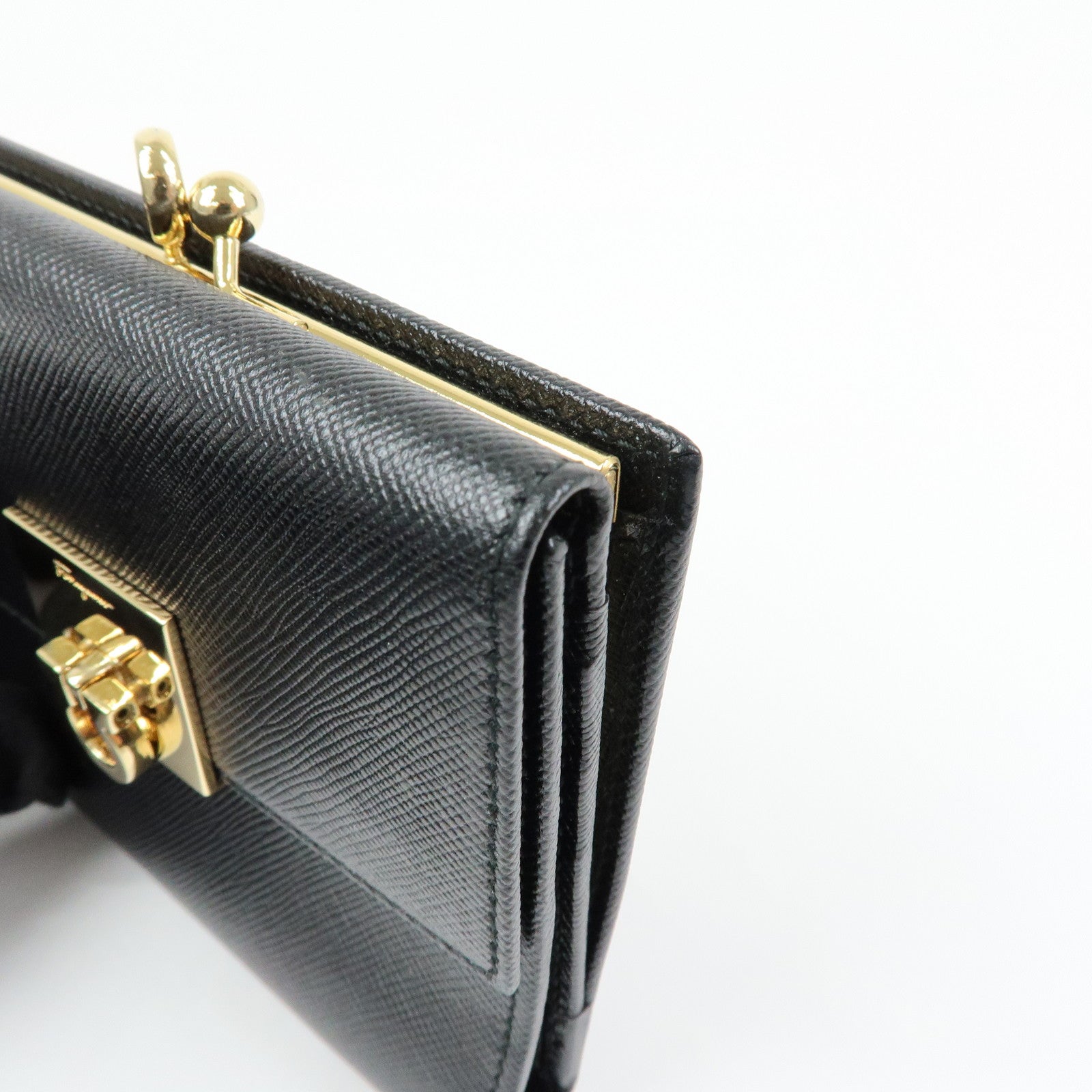 Ferragamo Gancini Leather Bi-Fold Compact Wallet Black