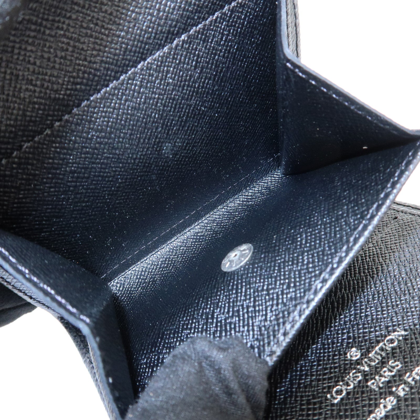 Louis Vuitton Taiga Leather Porte-billet3 Compact Wallet Ardoise MI0016