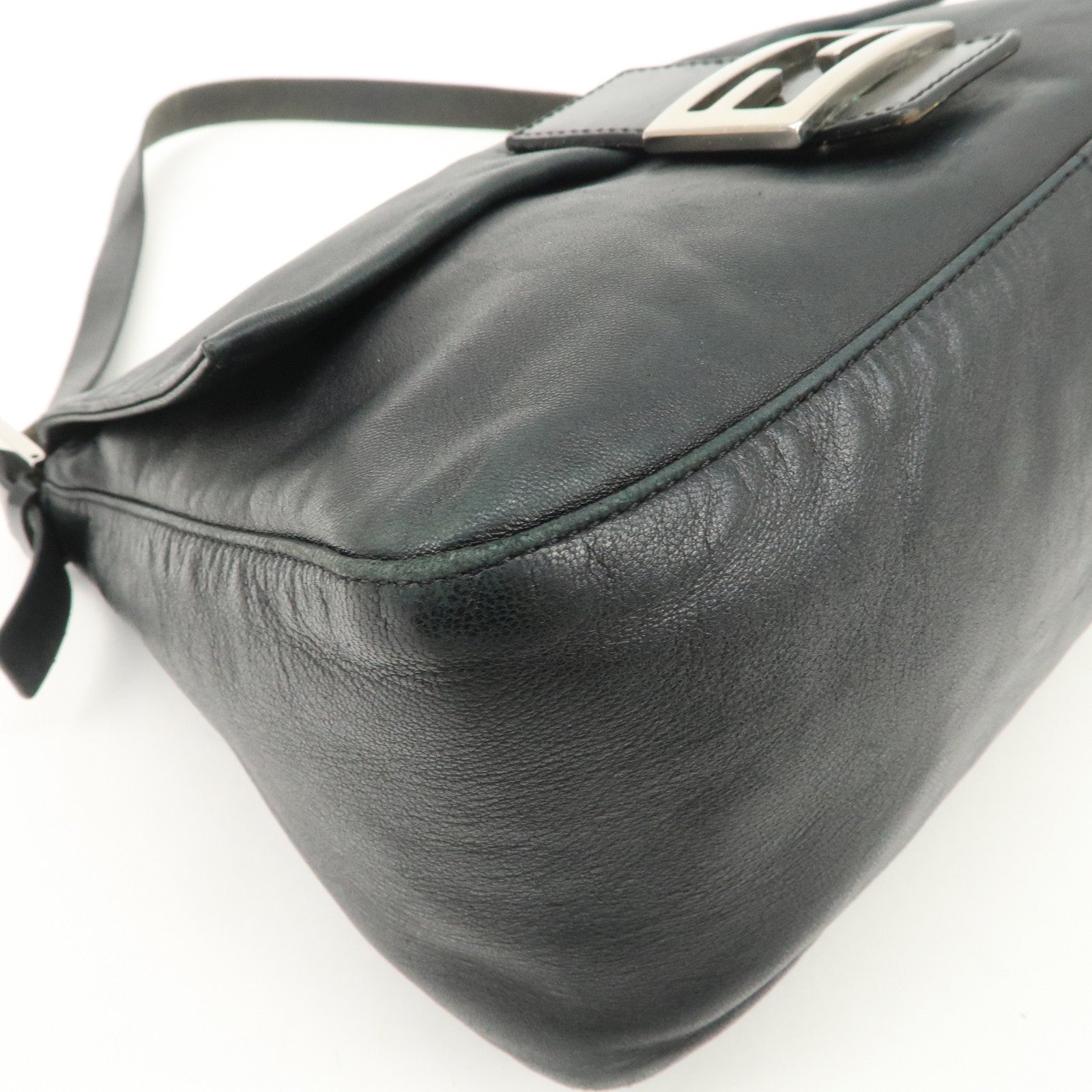 FENDI Mamma Baguette Leather Shoulder Bag Black 26325 Used