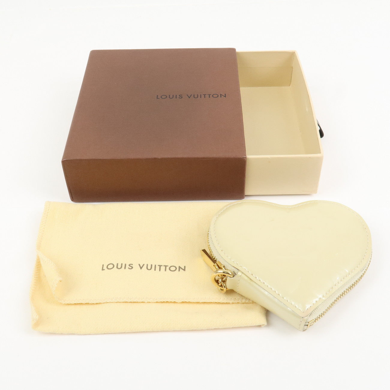 Louis Vuitton Monogram Vernis Porte Monnaie Coeur Ivory M91479
