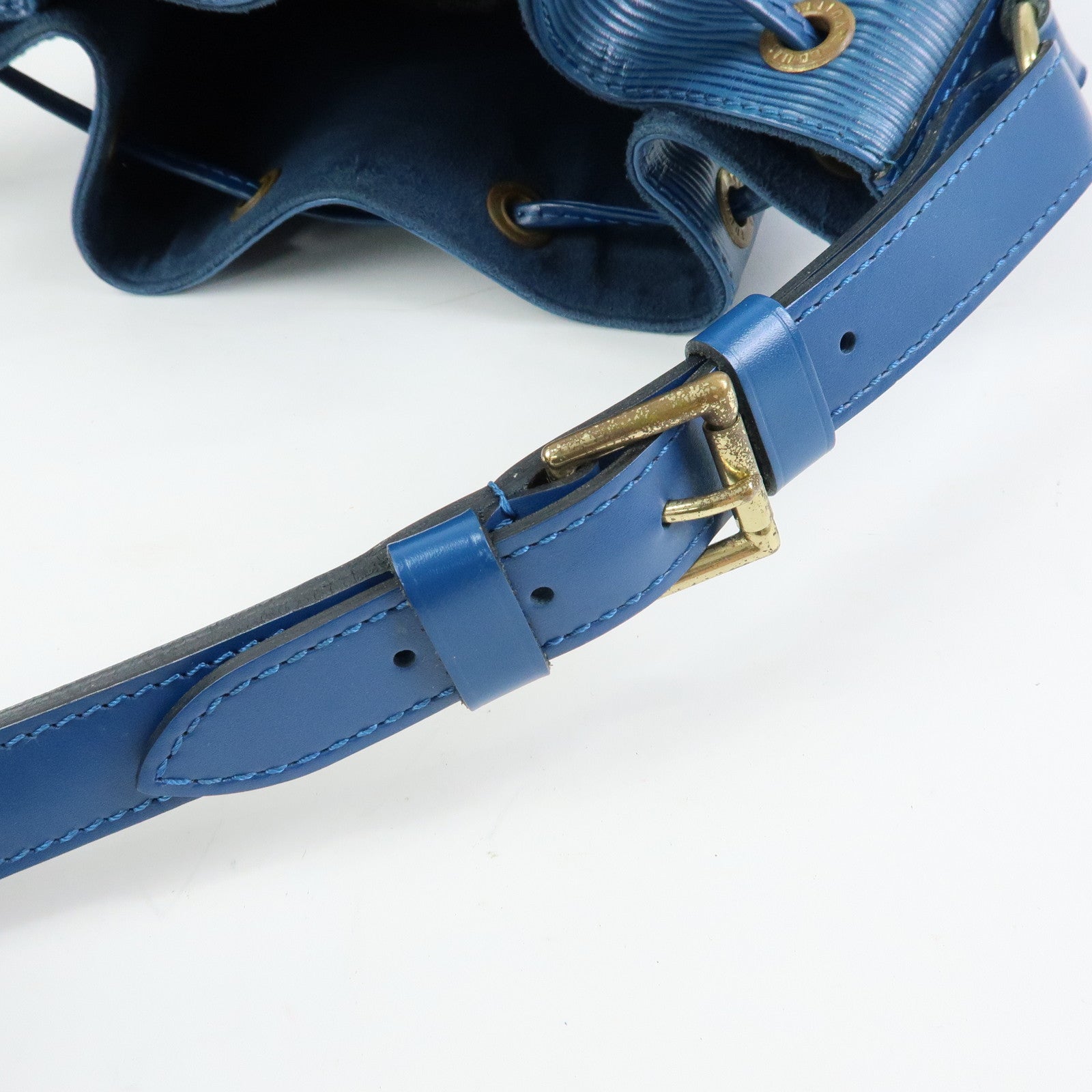 Louis Vuitton Epi Leather Petit Noe Shoulder Bag Toledo Blue M44105