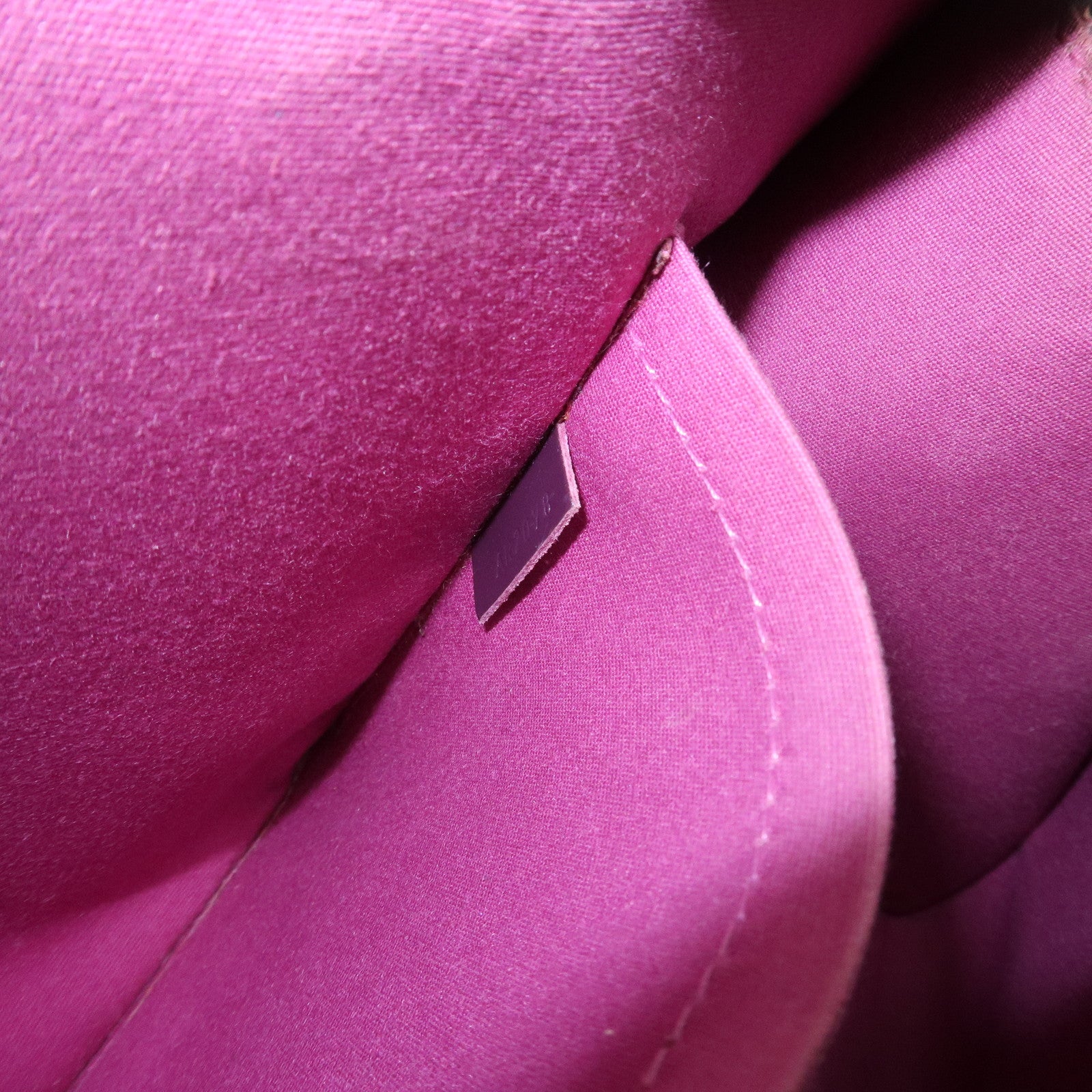 Louis Vuitton Epi Madeleine PM Shoulder Bag Hand Bag Cassis M5933K