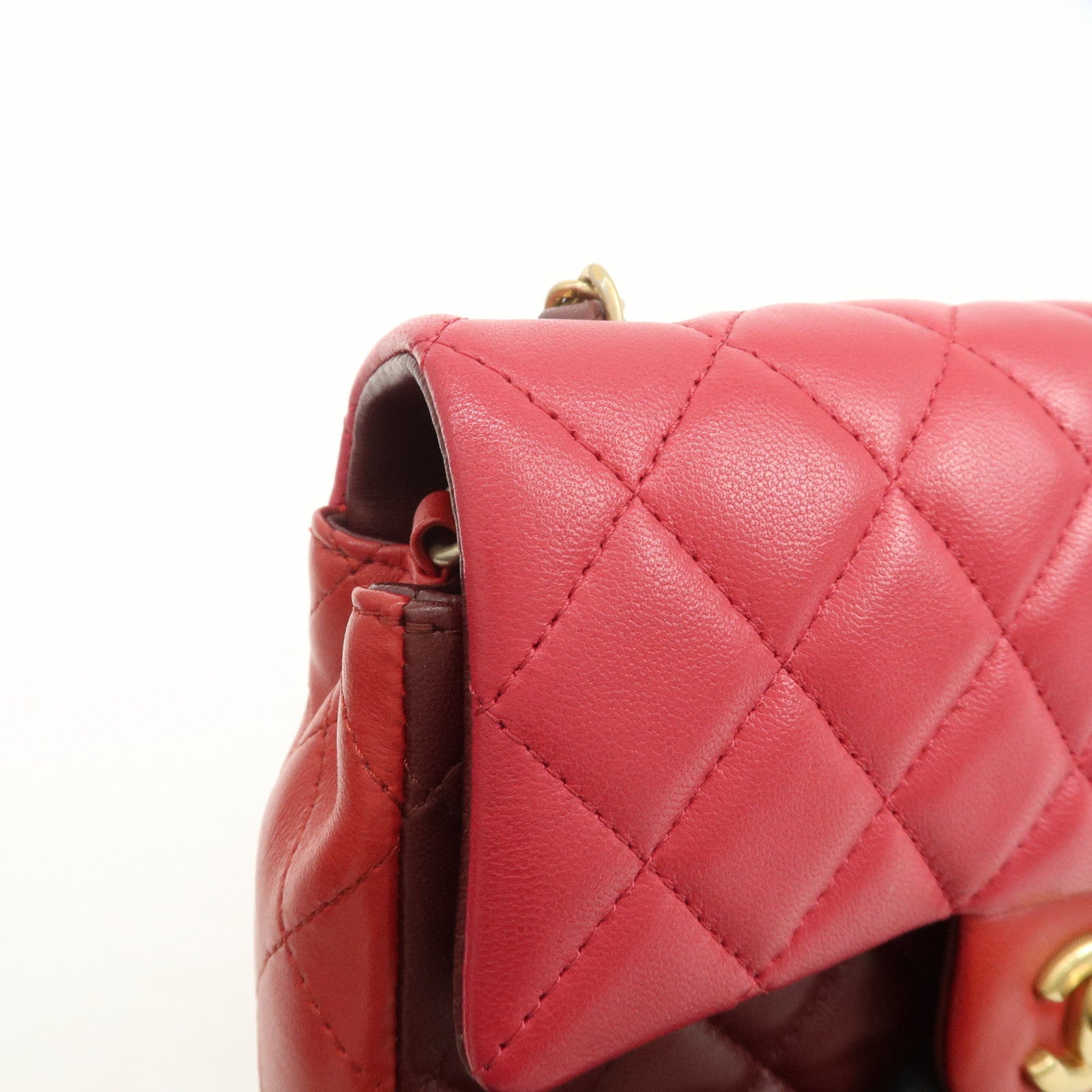 CHANEL Mini Matelasse Lamb Skin Chain Shoulder Bag Red A69900