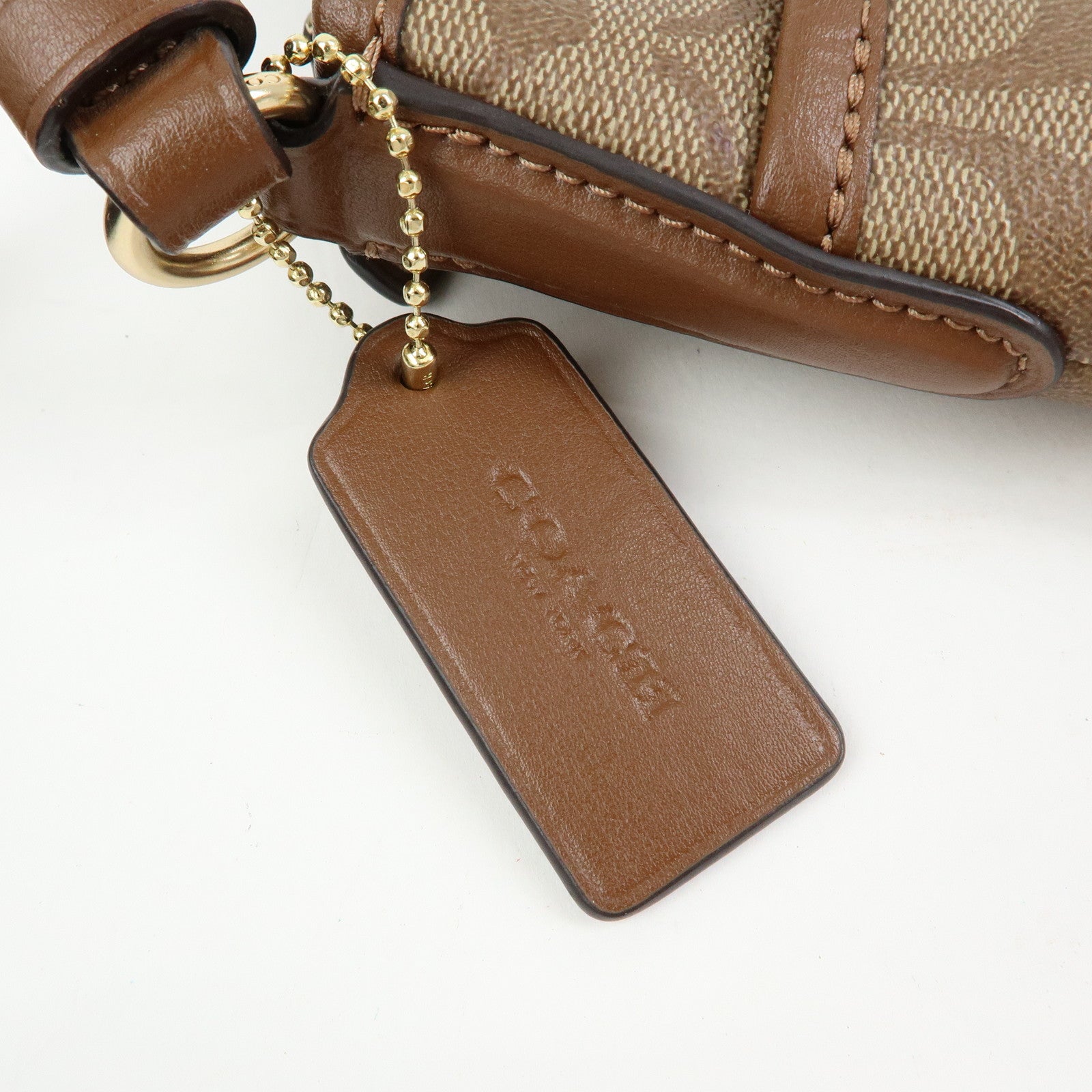 COACH Signature PVC Leather Shoulder Bag Crossbody Bag Brown