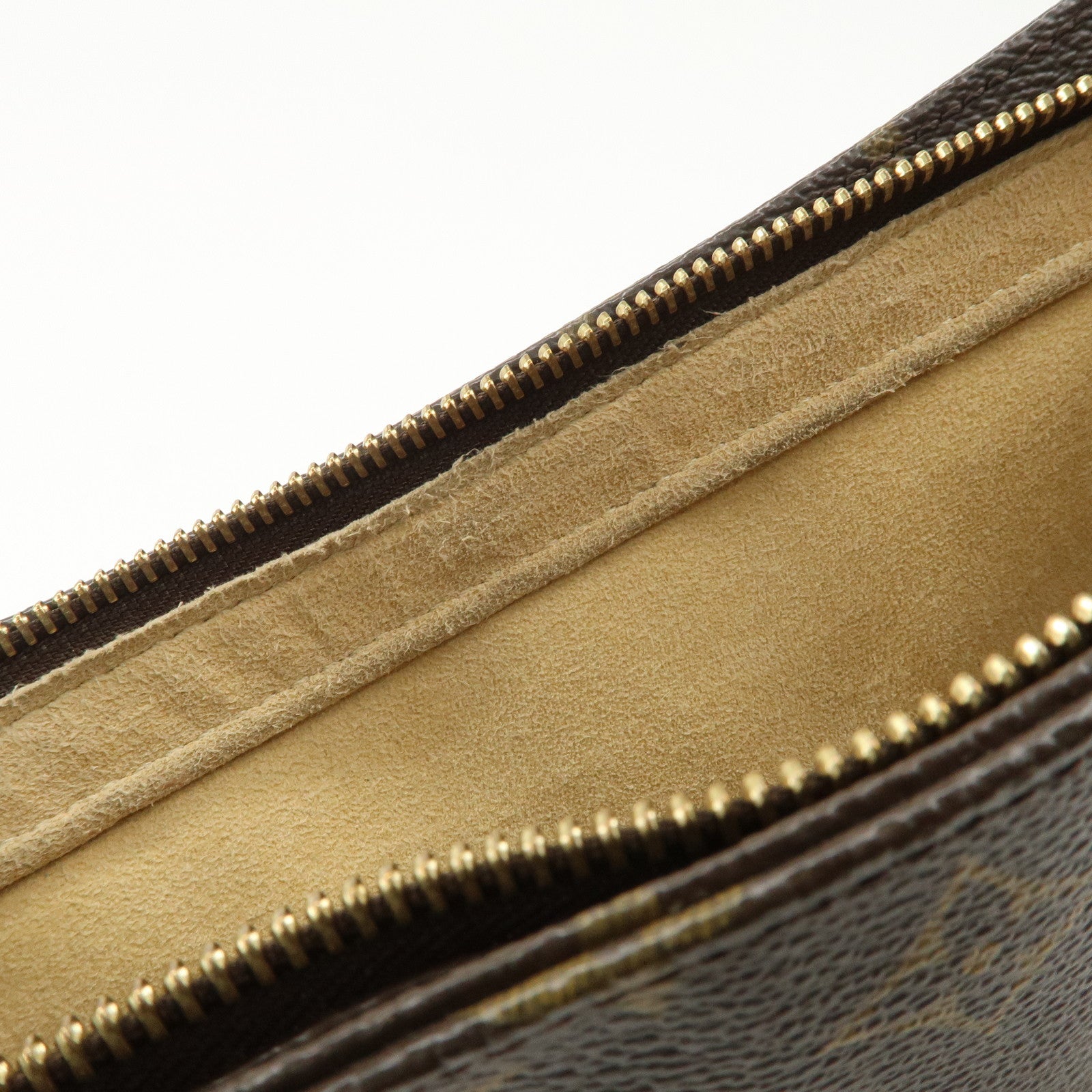 Louis Vuitton Monogram Looping GM Shoulder Bag Bown M51145