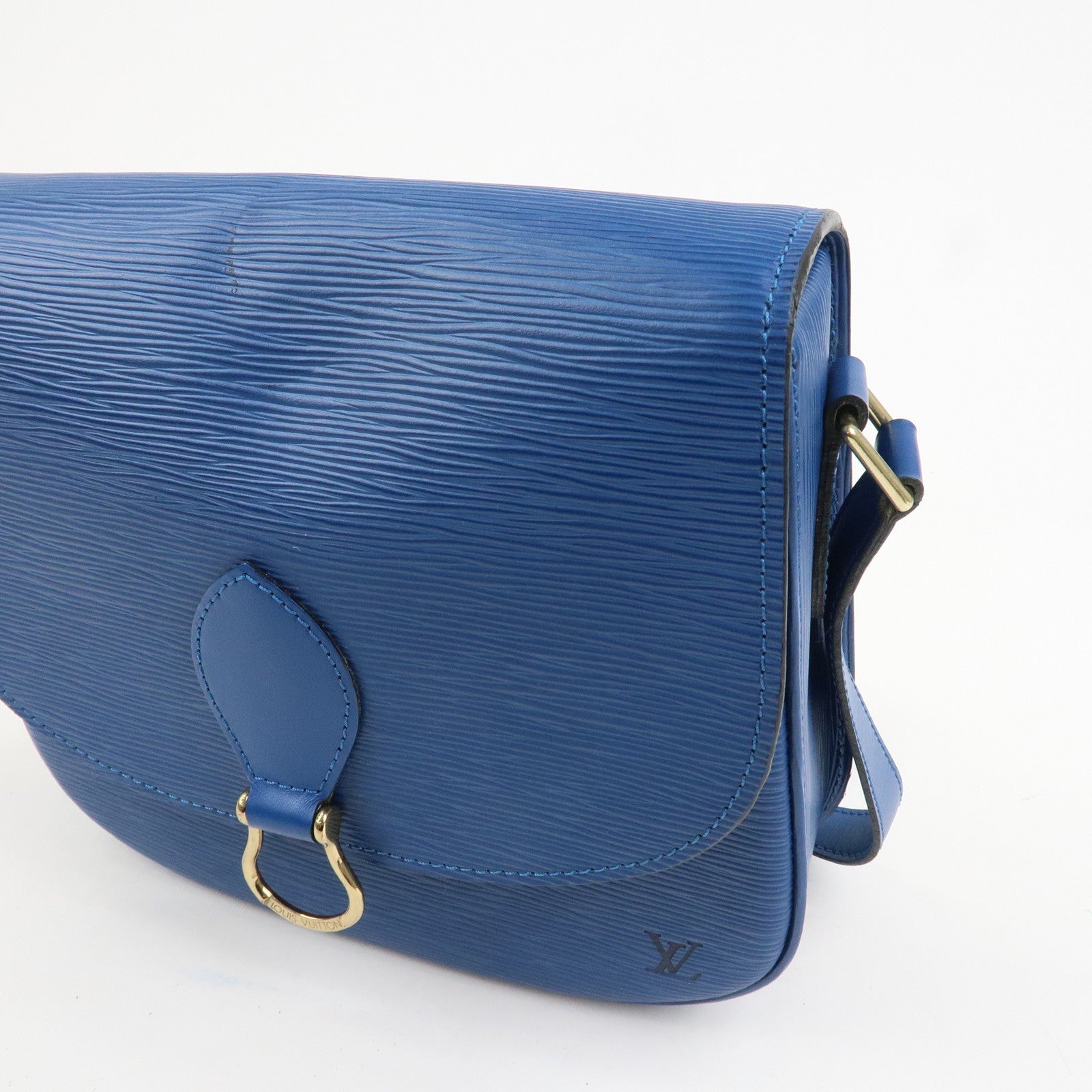Louis Vuitton Epi Saint Cloud Shoulder Bag Toledo Blue M52195