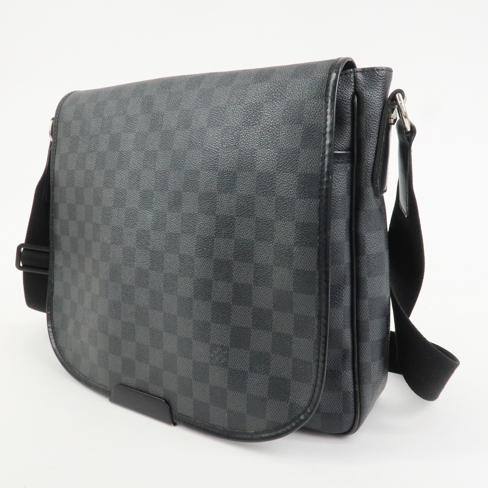 Louis Vuitton Damier Graphite Daniel MM Shoulder Bag N58029