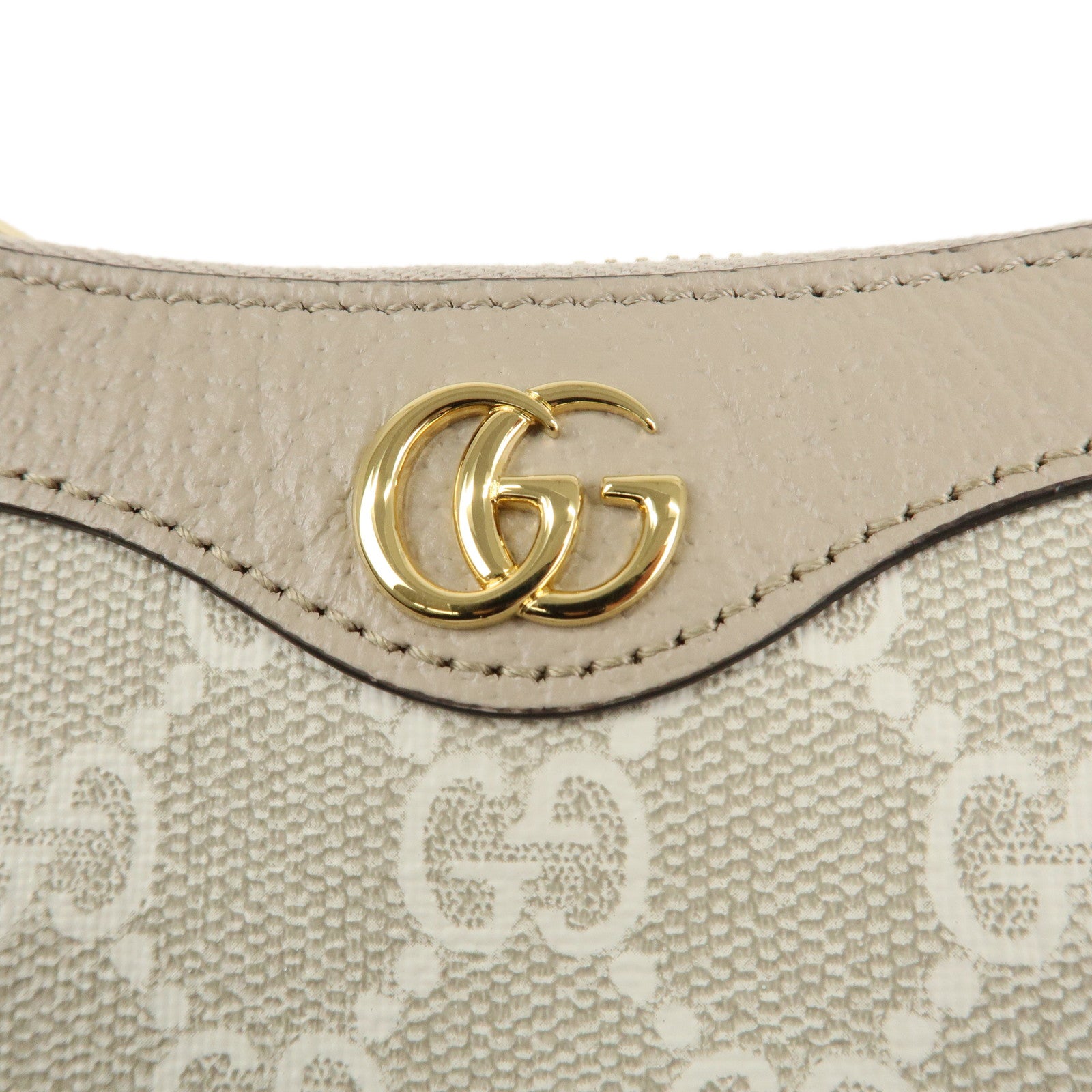 GUCCI Leather GG Supreme Chain Pouch Hand Bag Beige Brown 764960 Used