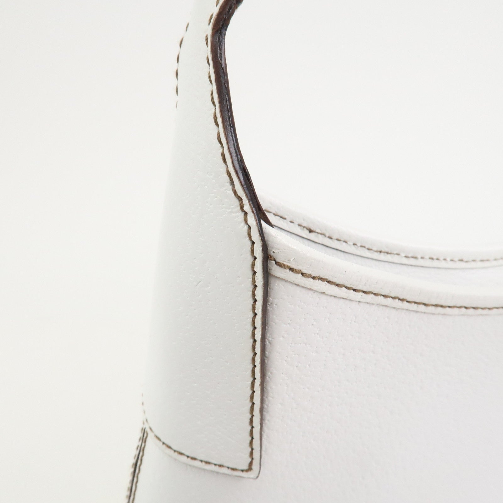 Ferragamo Logo Leather Shoulder Bag Hand Bag White