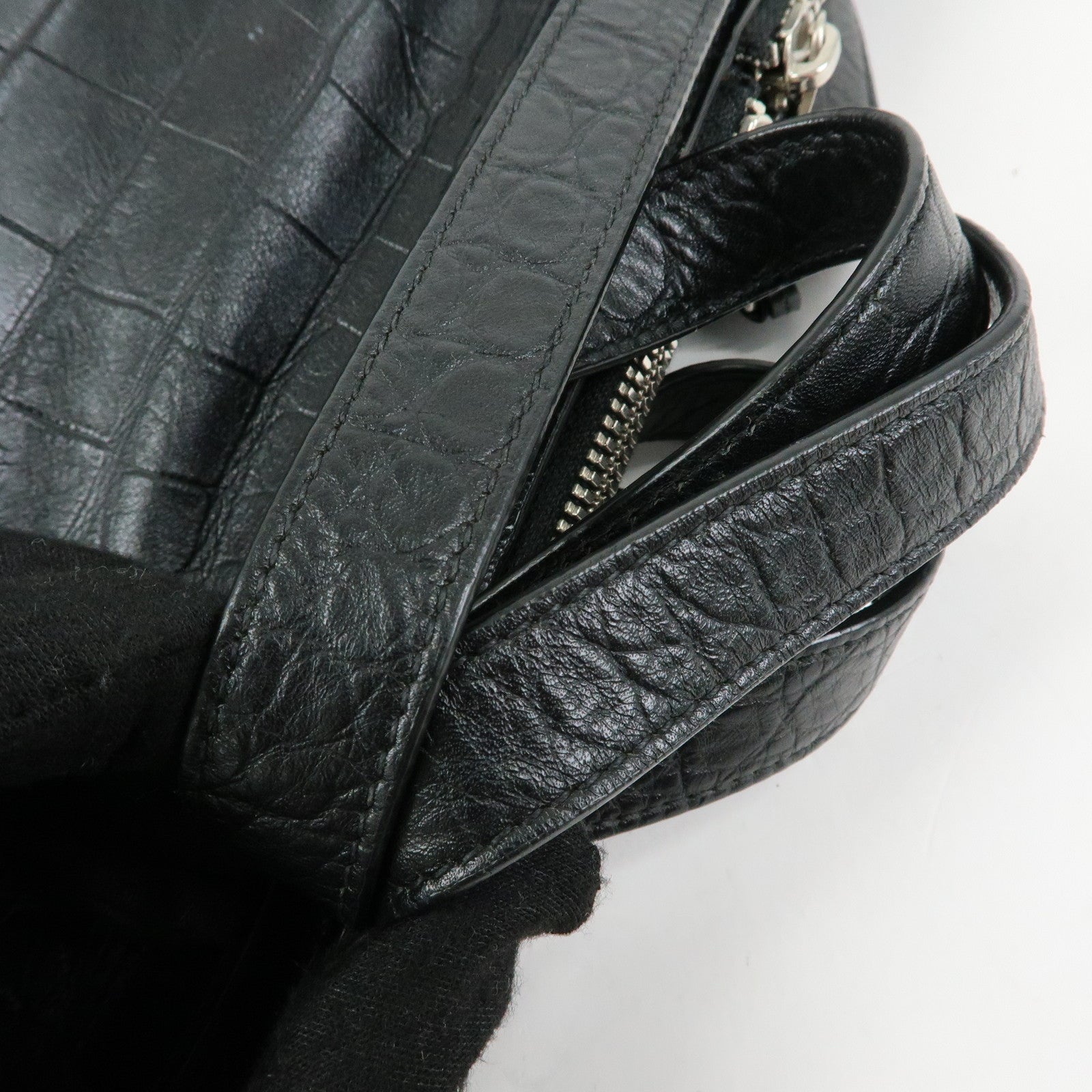 SAINT LAURENT PARIS Embossed Leather 2Way Shoulder Bag Black 504873