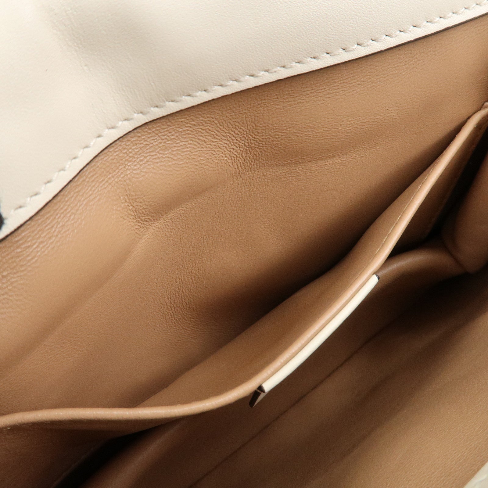 GUCCI Broad Eye Leather Chain Shoulder Bag Ivory 453778