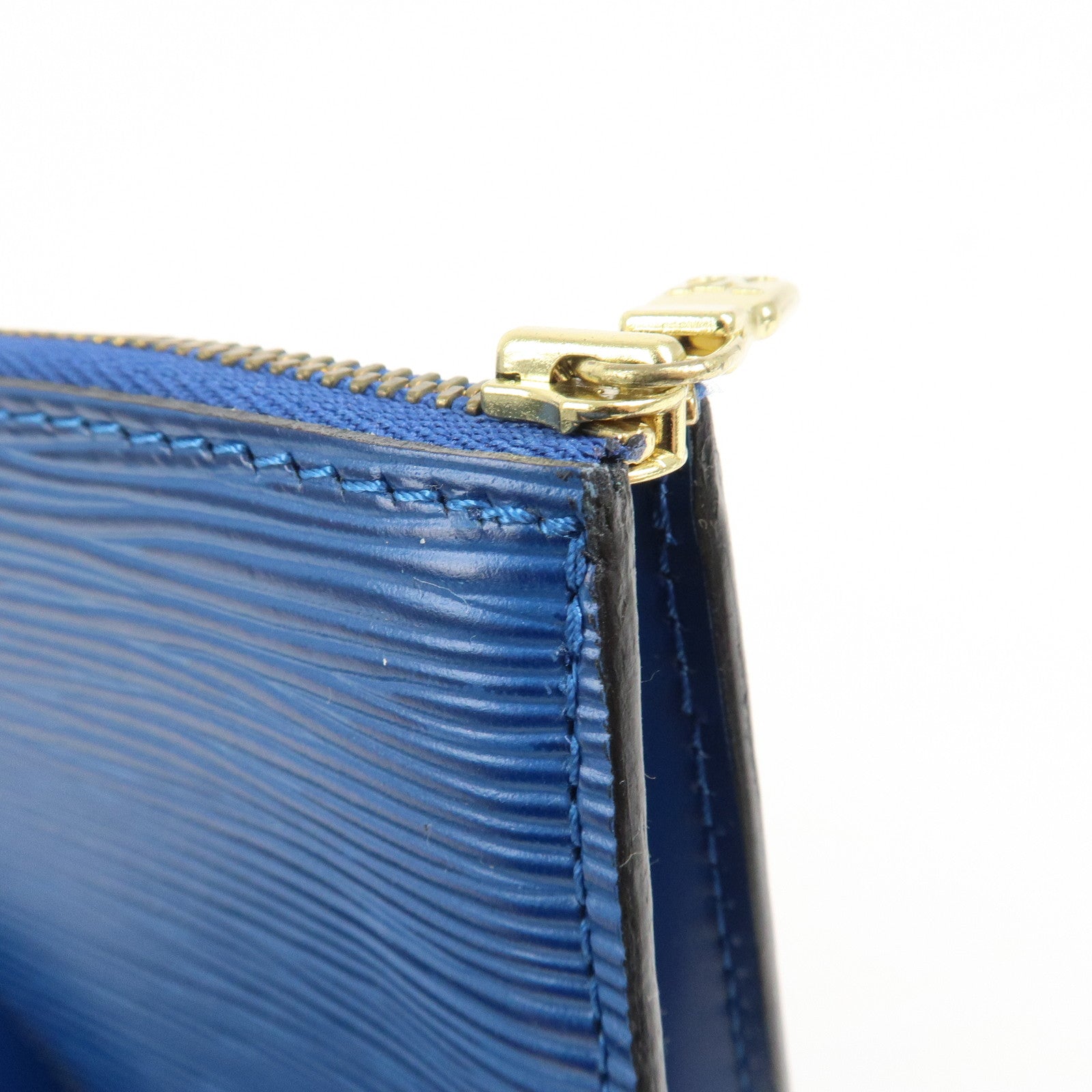 Louis Vuitton Epi Pochette Accessoires Pouch Toledo Blue M52945