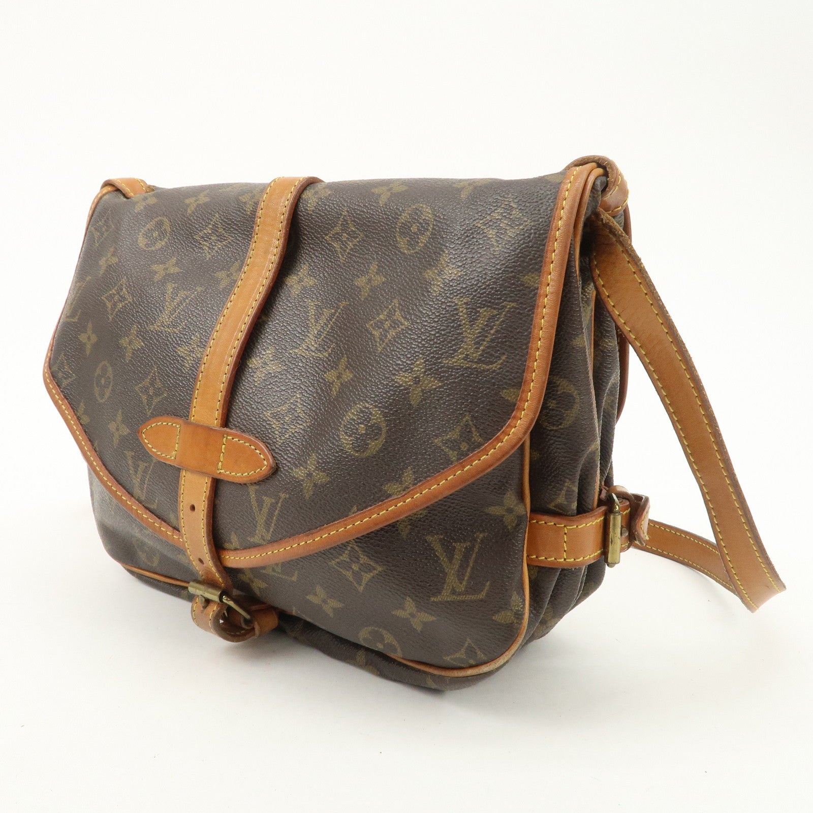 Louis Vuitton Monogram Saumur 30 Crossbody Bag Shoulder Bag M42256 Used