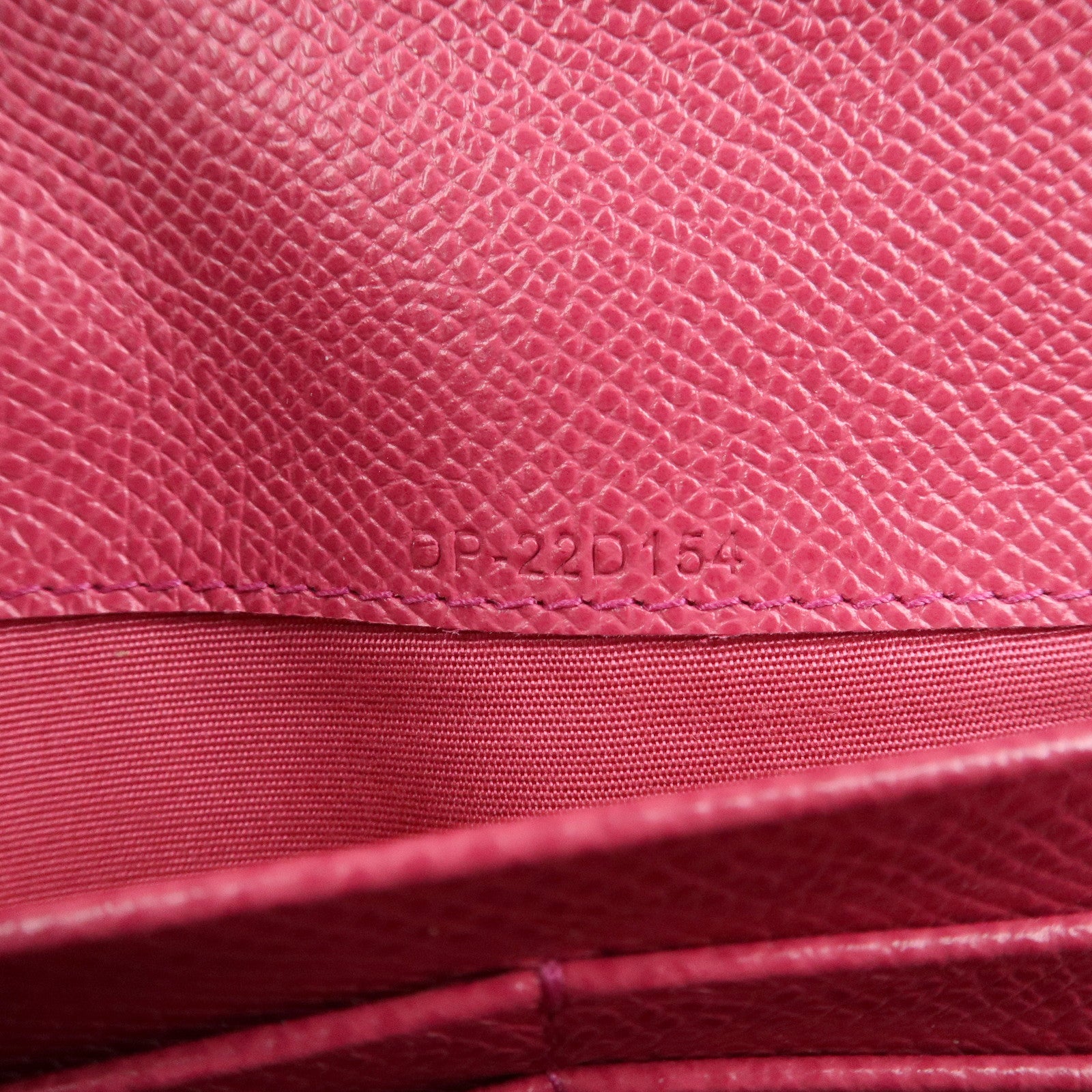 Ferragamo Vara Ribbon Logo Leather Long Wallet Pink