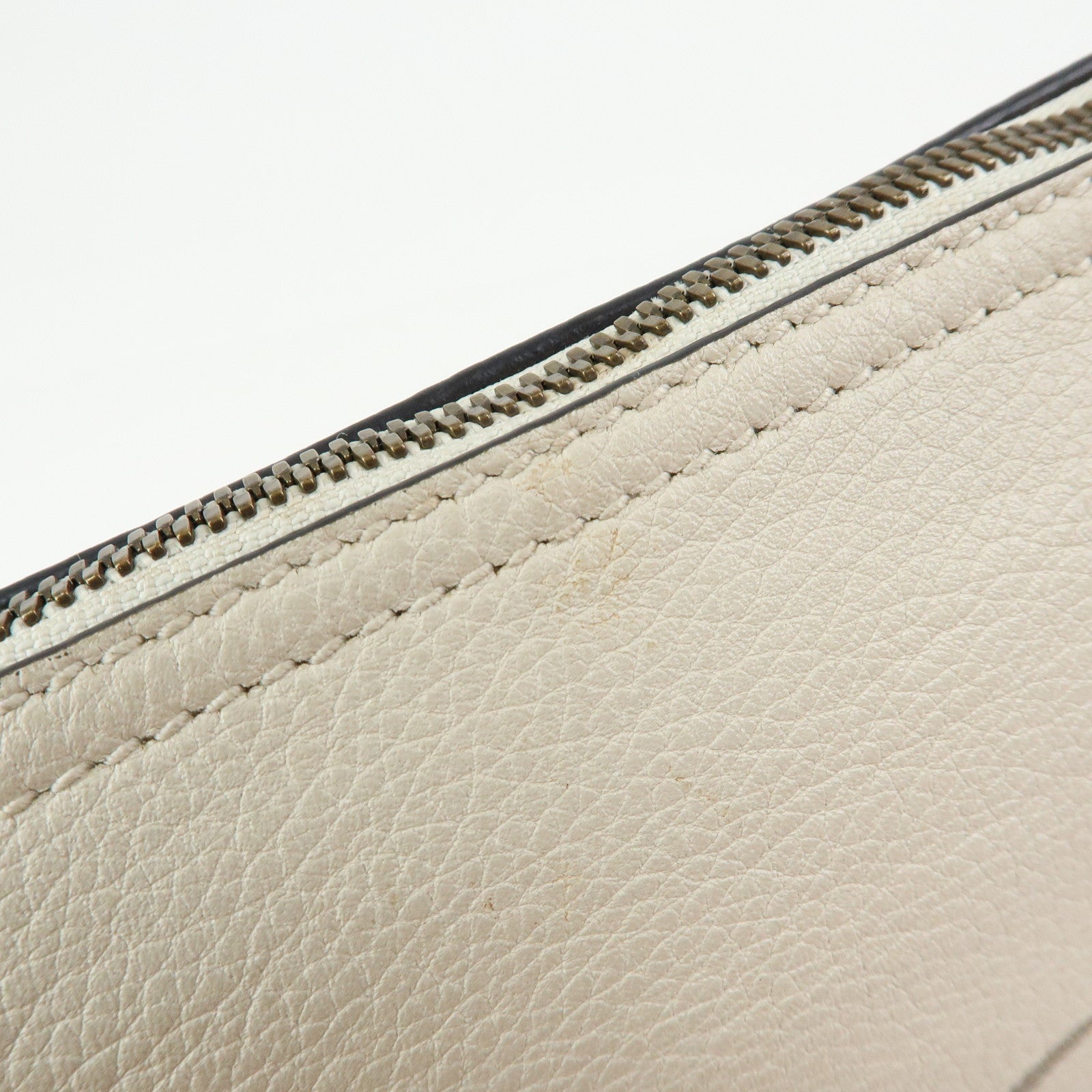GUCCI Sherry Vintage Logo Leather Clutch Bag Pouch Ivory 500987