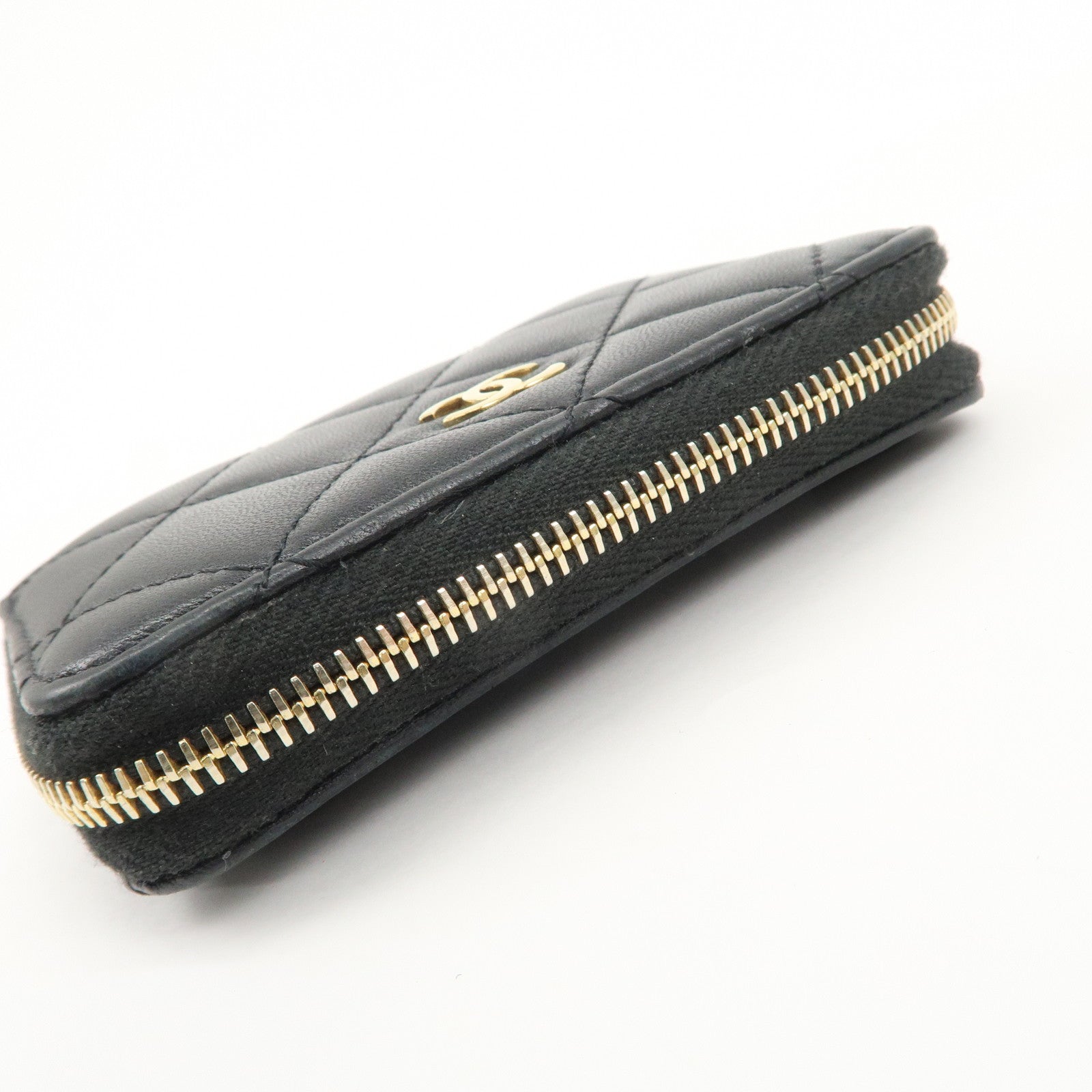 CHANEL Matelasse Lamb Skin Round Zippy Coin Case Black A84511 Used