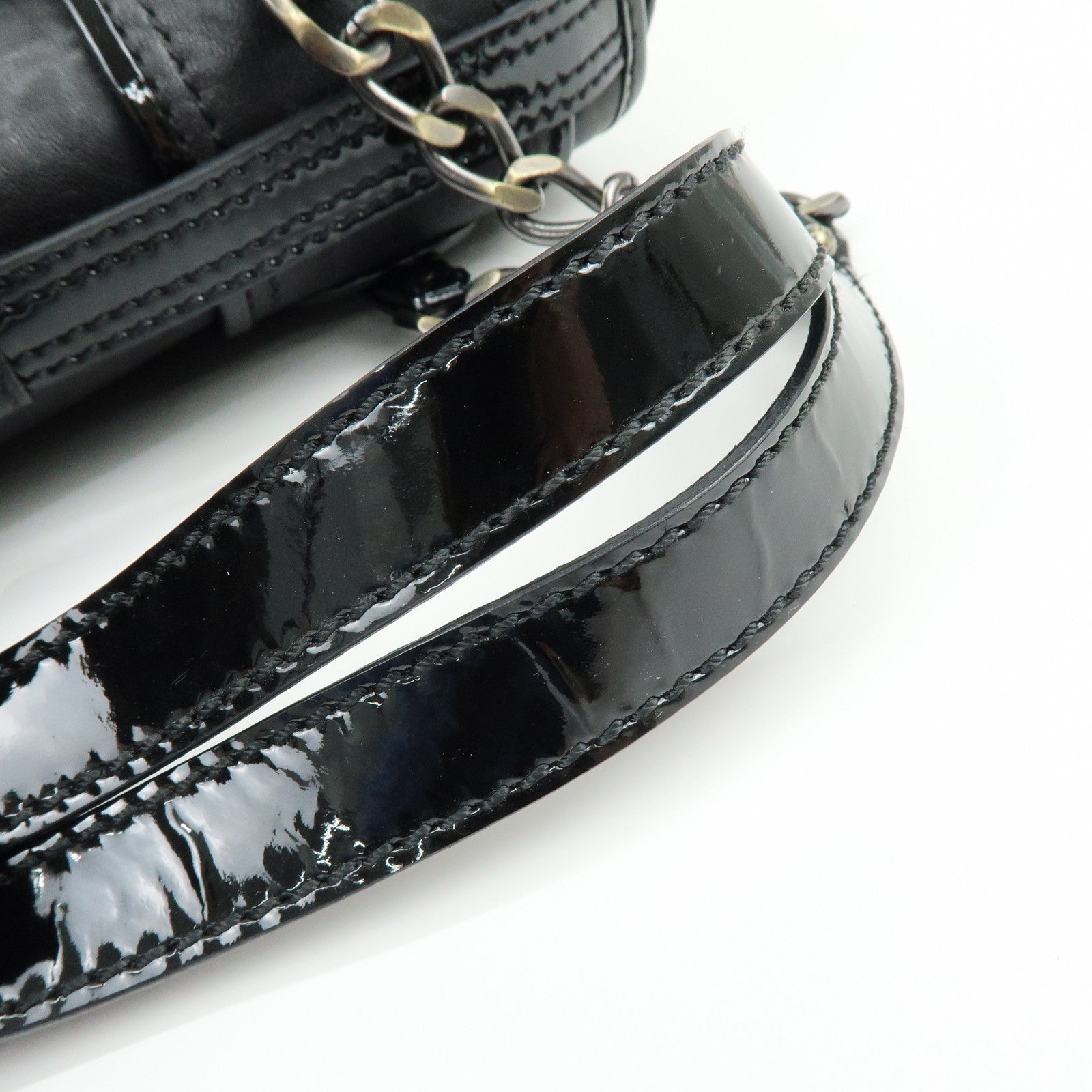 FENDI Patent Leather Chain Shoulder Bag Hand Bag Black 8BN165