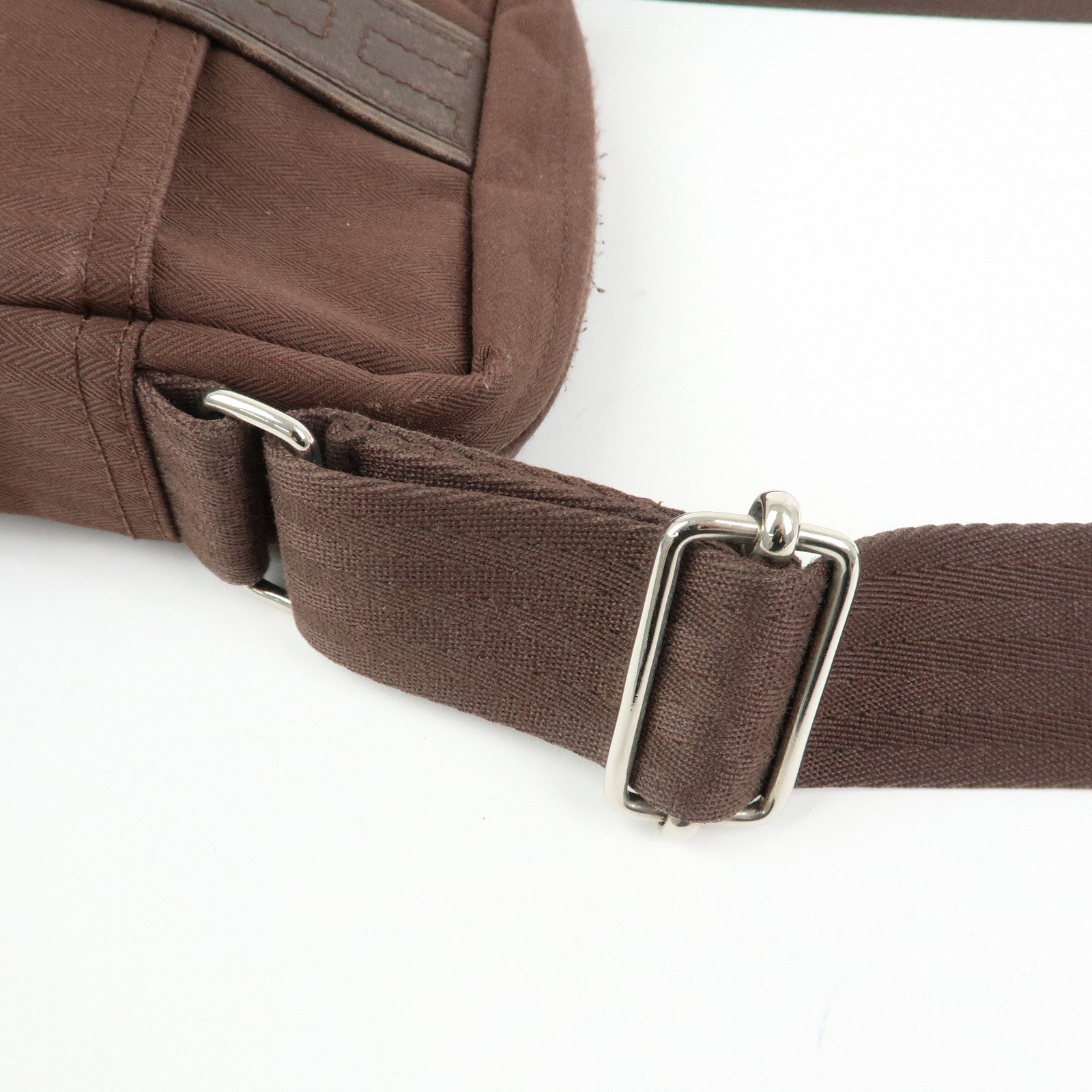 HERMES Toile Chevron Pochette Bandouliere PM Shoulder Bag Brown