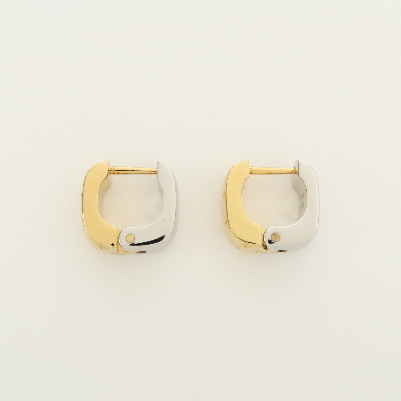 Louis Vuitton Boucles d’Oreilles Nanogram Metal Earrings M00397