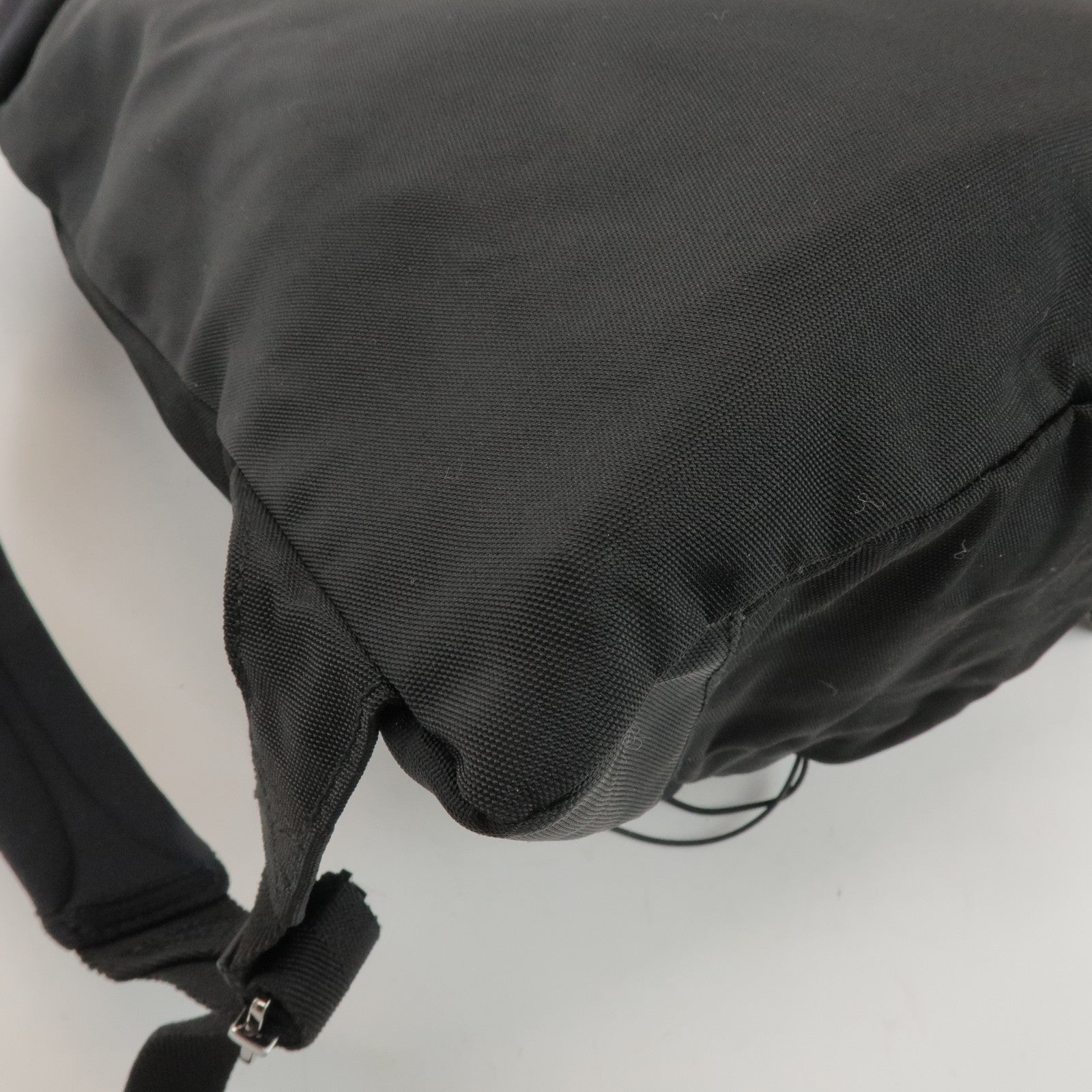 GUCCI Sherry Nylon Web Zipper Line Backpack Rucksack Black 122349