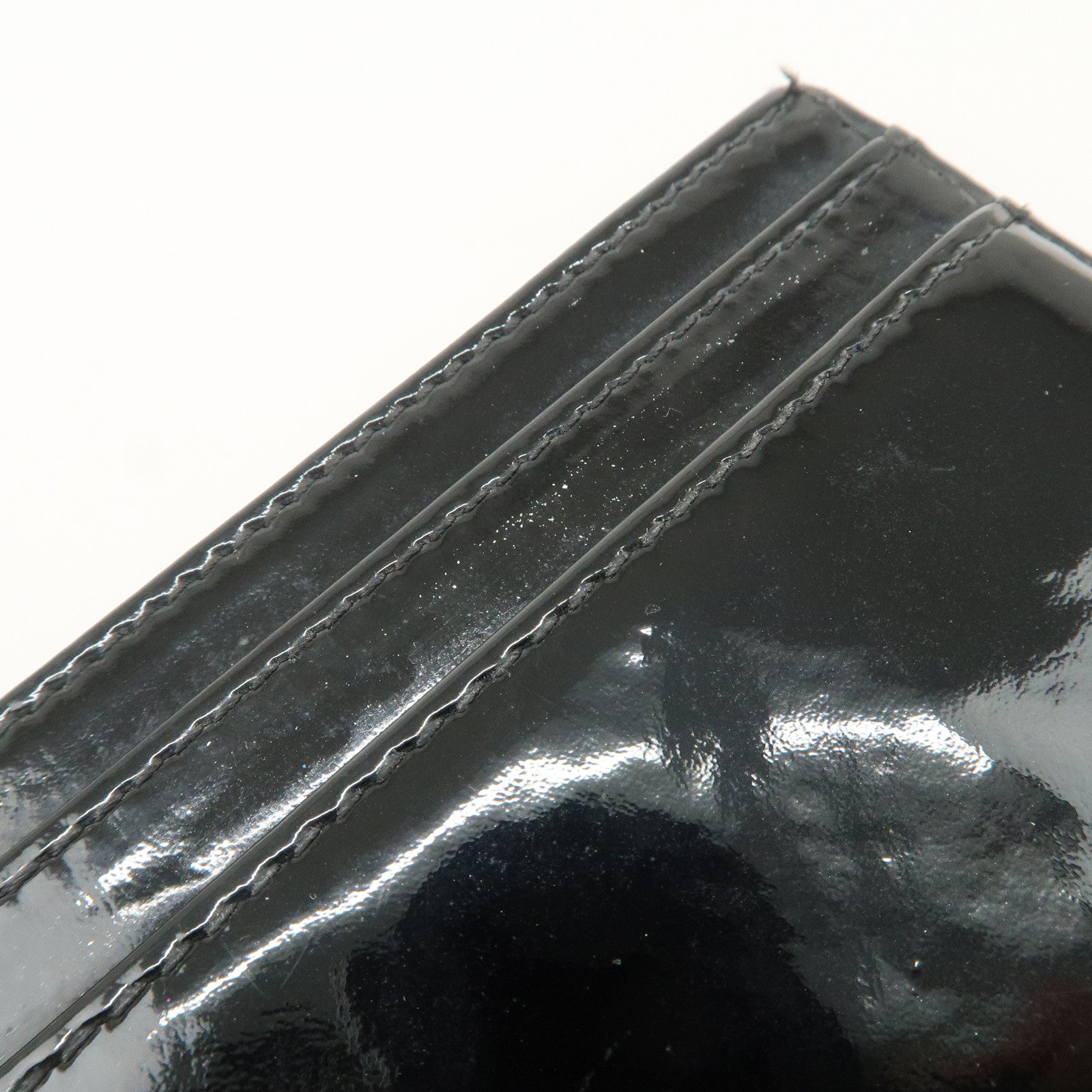 CHANEL COCO Mark Matelasse Patent Leather Card Case Black A48703