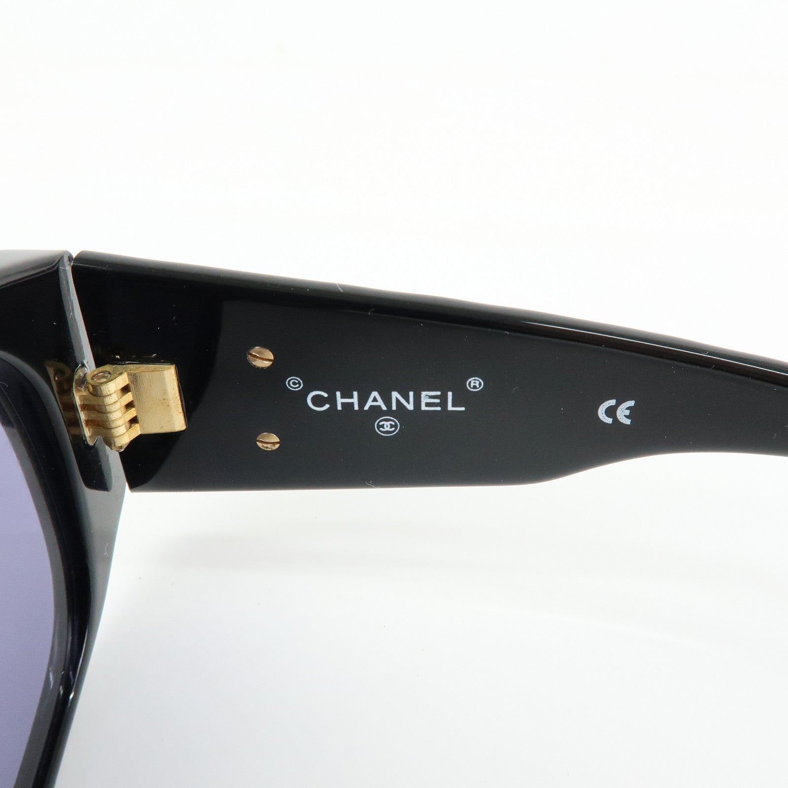 CHANEL COCO Mark Matelasse Plastic Sunglasses Black 01450 94305