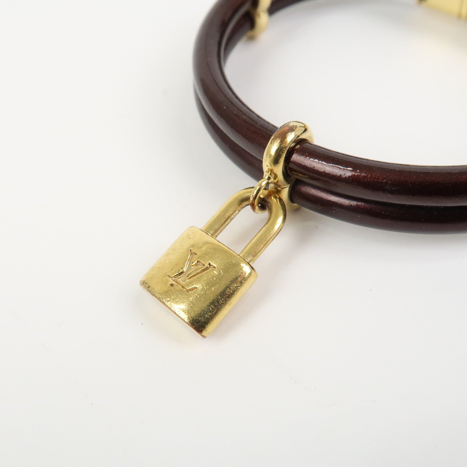 Louis Vuitton Vernis Leather Bracelet Keep It Twice Amarante