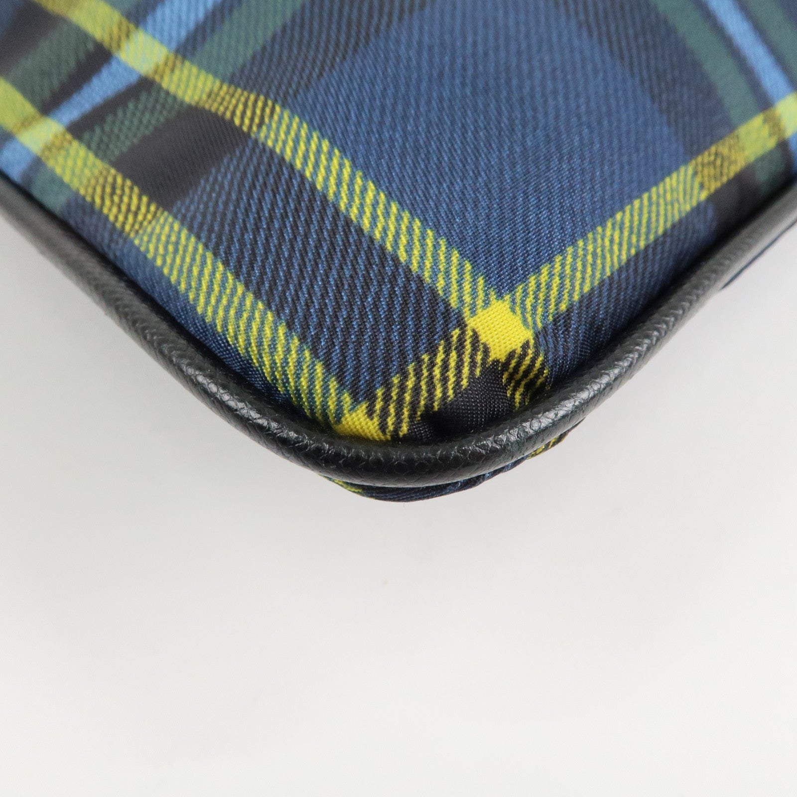 PRADA Triangle Logo Nylon Plaid Shoulder Bag Navy Multicolor VA053M Used