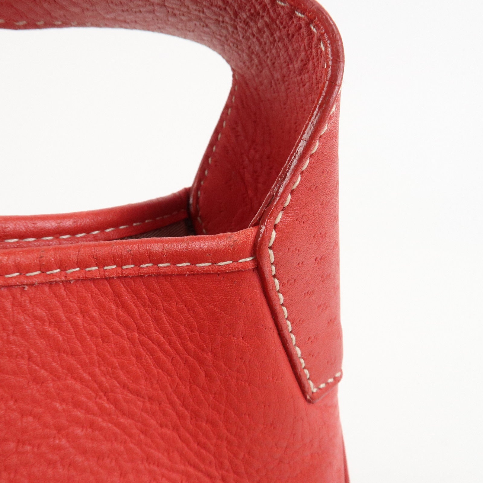 Ferragamo Gancini Leather Shoulder Bag Red