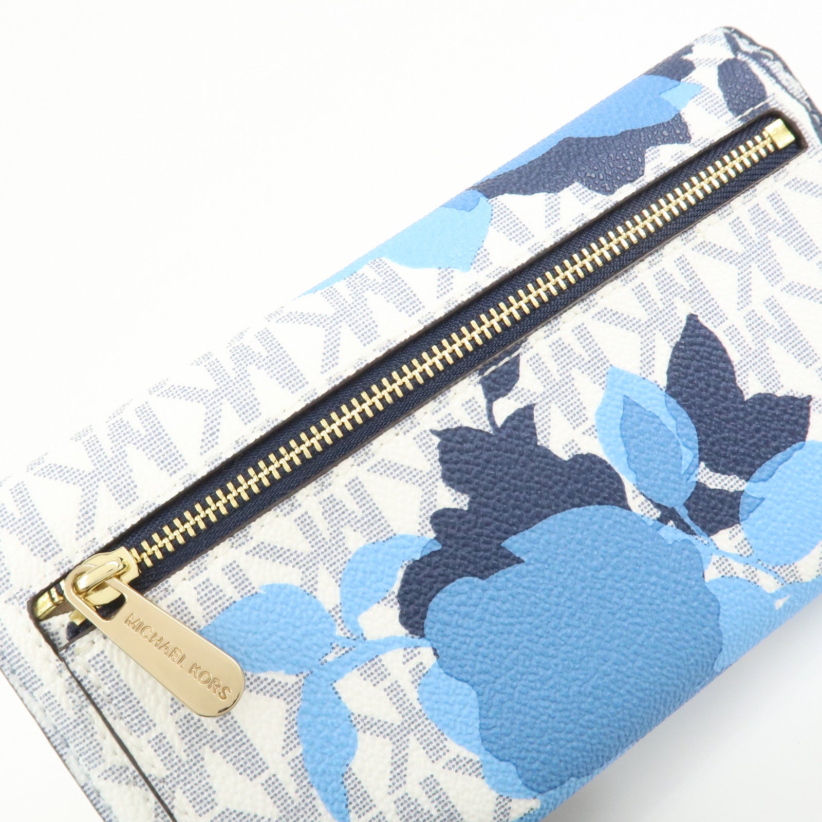 MICHAEL KORS MK Signature PVC Bi-fold Long Wallet Light Blue White