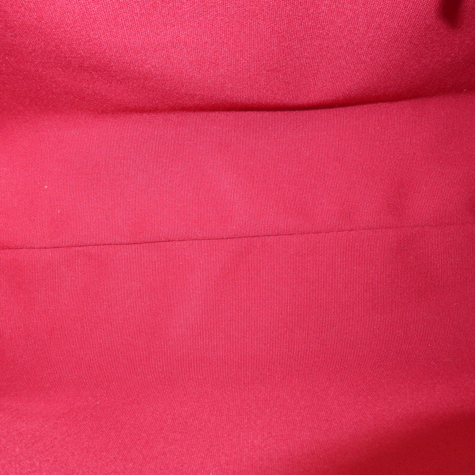 Louis Vuitton Monogram Vernis Leather Lead PM Pomme d'Amour M91990