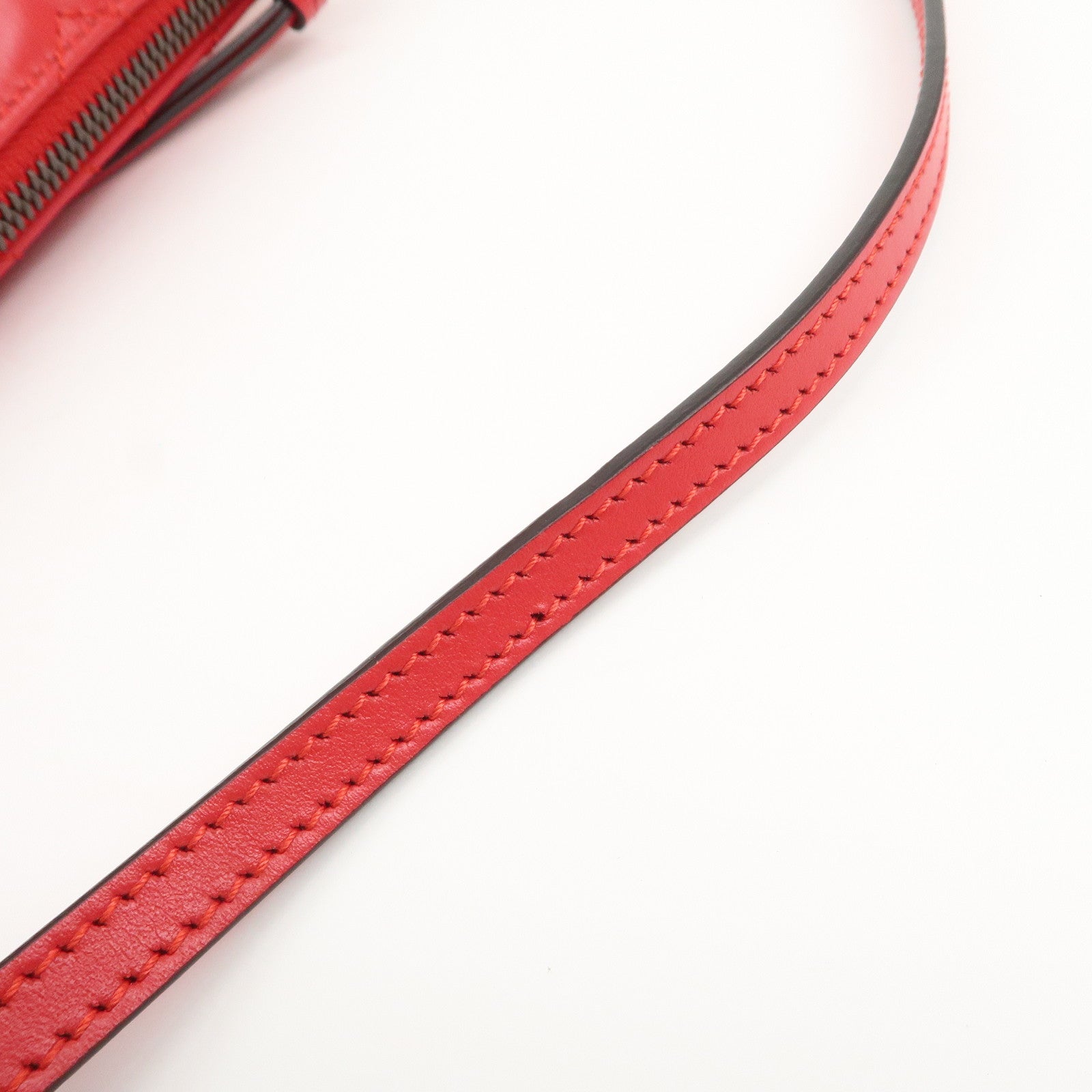 GUCCI GG Marmont Logo Leather Shoulder Bag Hand Bag Red 739166
