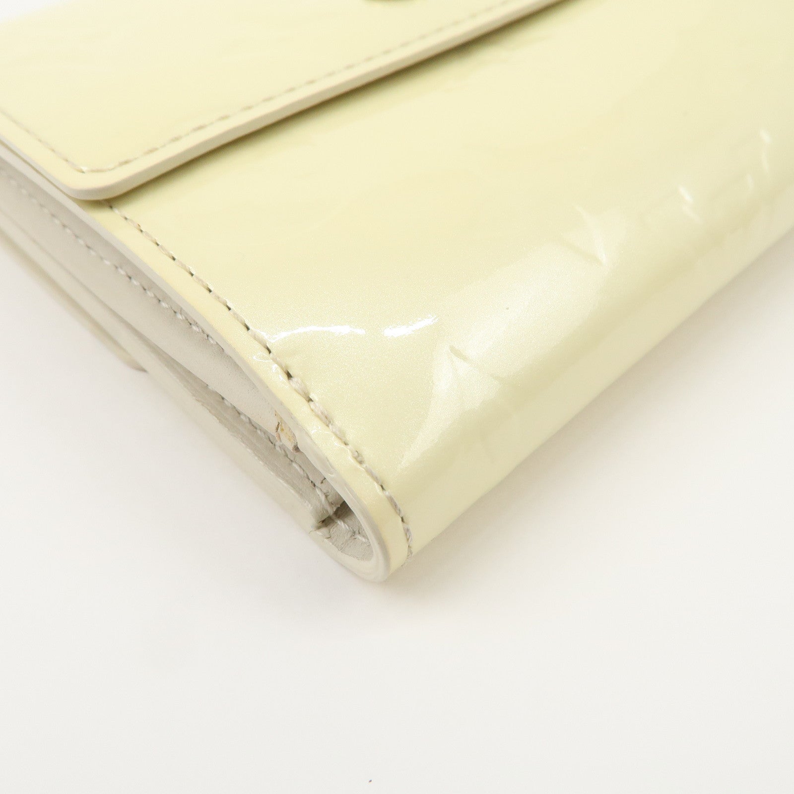 Louis Vuitton Monogram Vernis Porte Monnaie Couer Perle Compact Wallet M91351 Used