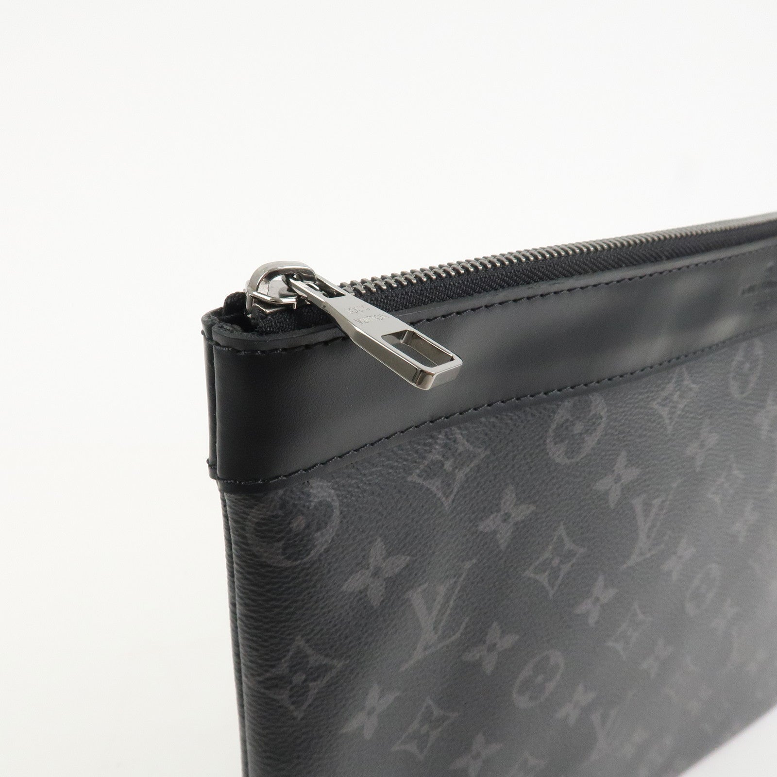 Louis Vuitton Monogram Eclipse Pochette Discovery Clutch Bag M62291