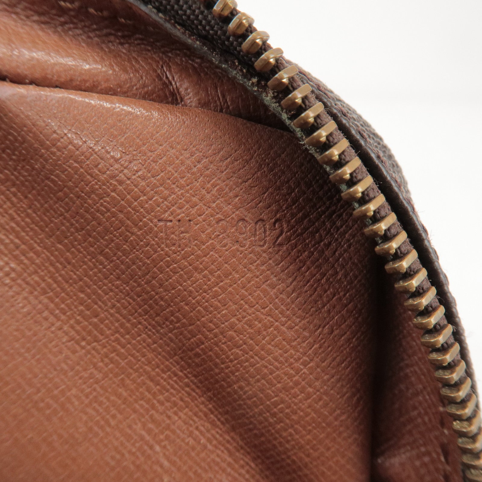 Louis Vuitton Monogram Amazone Shoulder Bag Crossbody Bag M45236